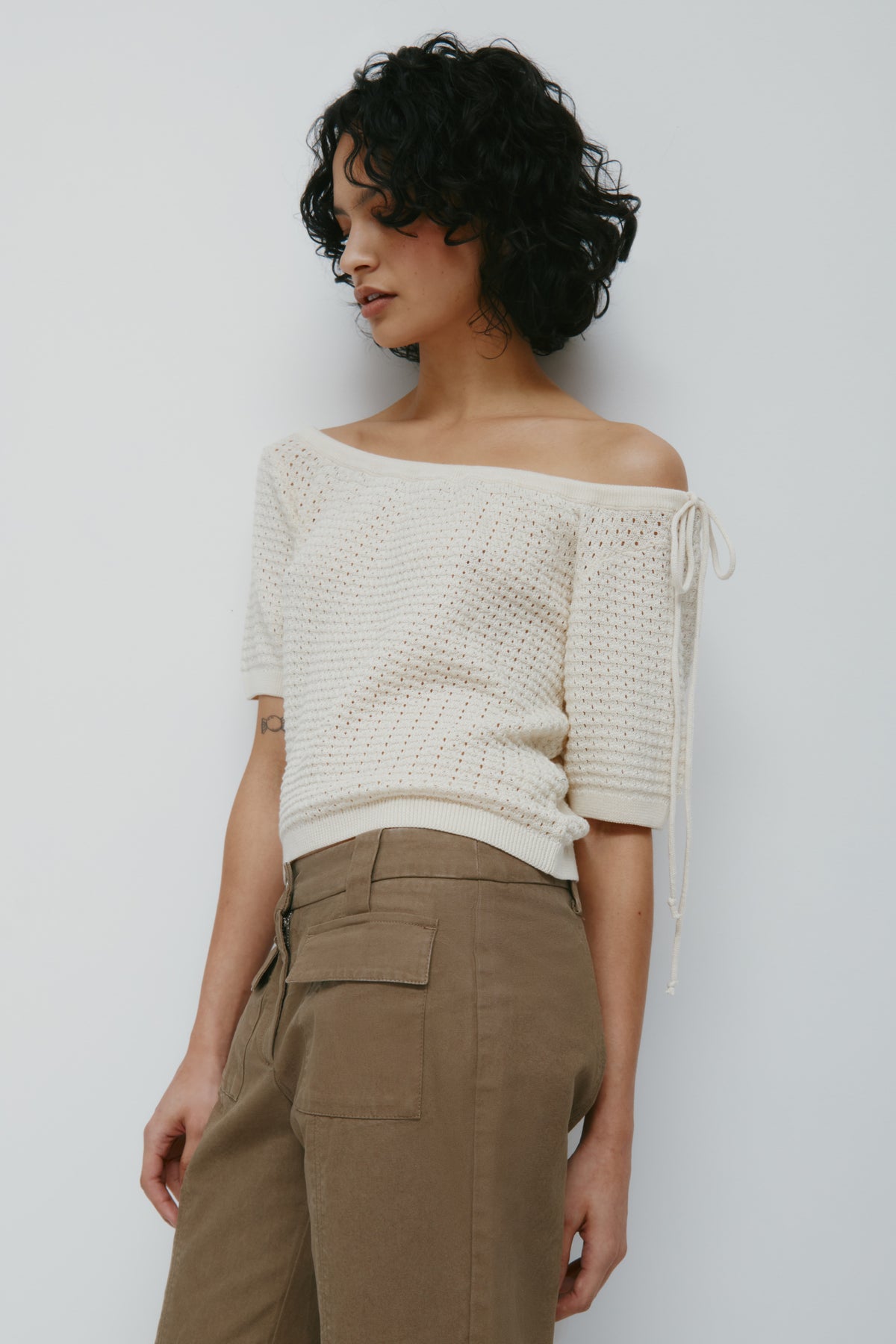 T-shirt à col bateau et noueuse Acacia pour femme en naturel