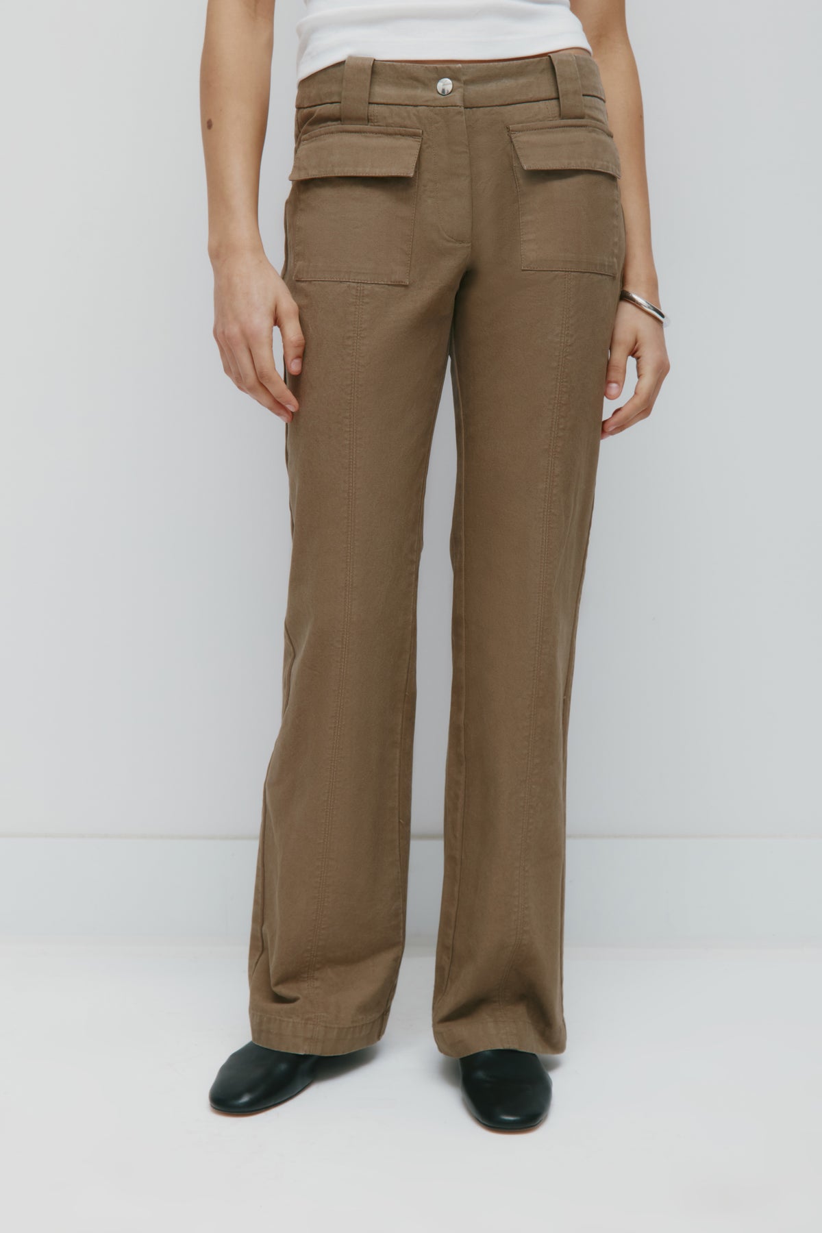 Pantalon à poches Heka pour femme en brun kaki