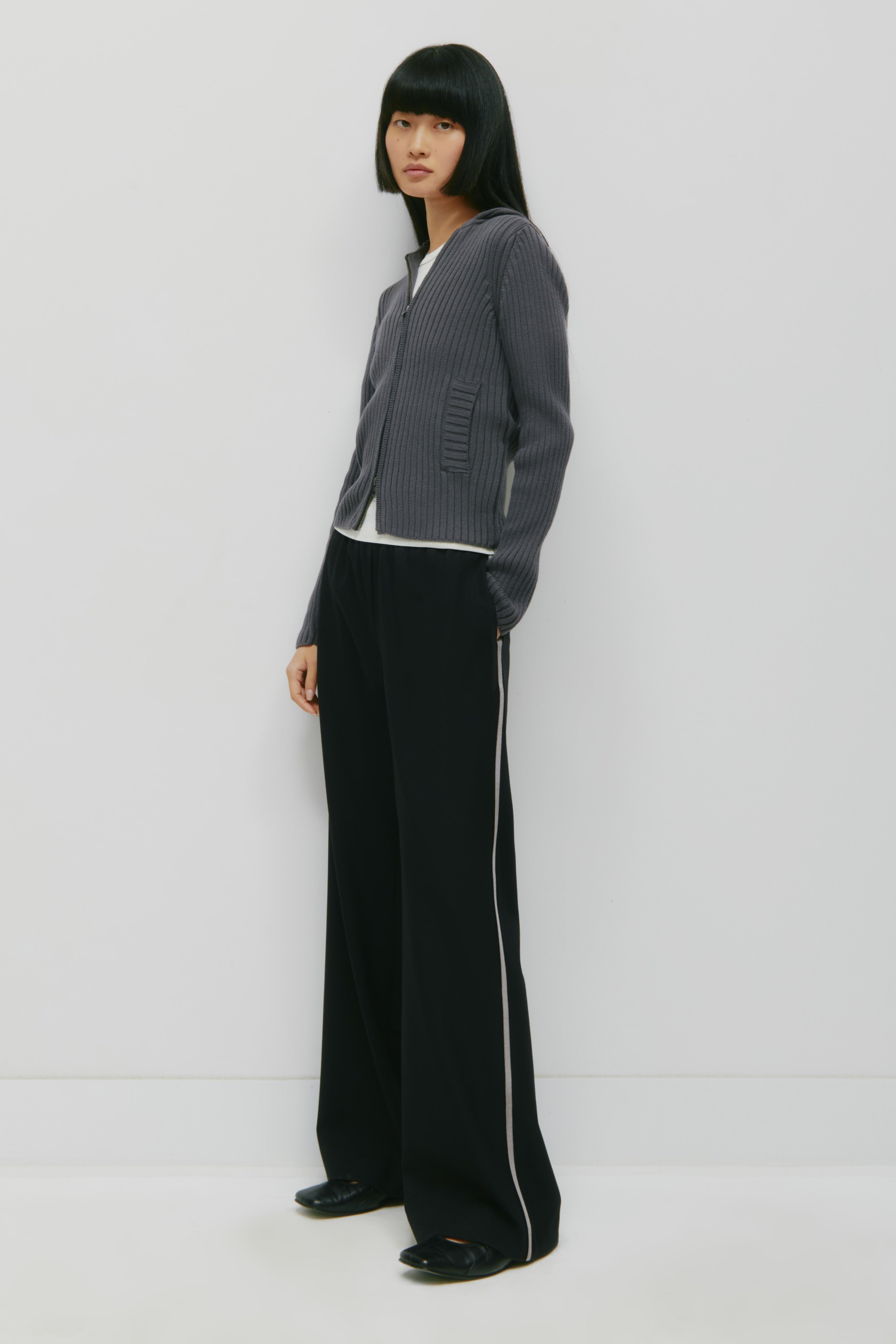 Women's Nady Track Pant in Black