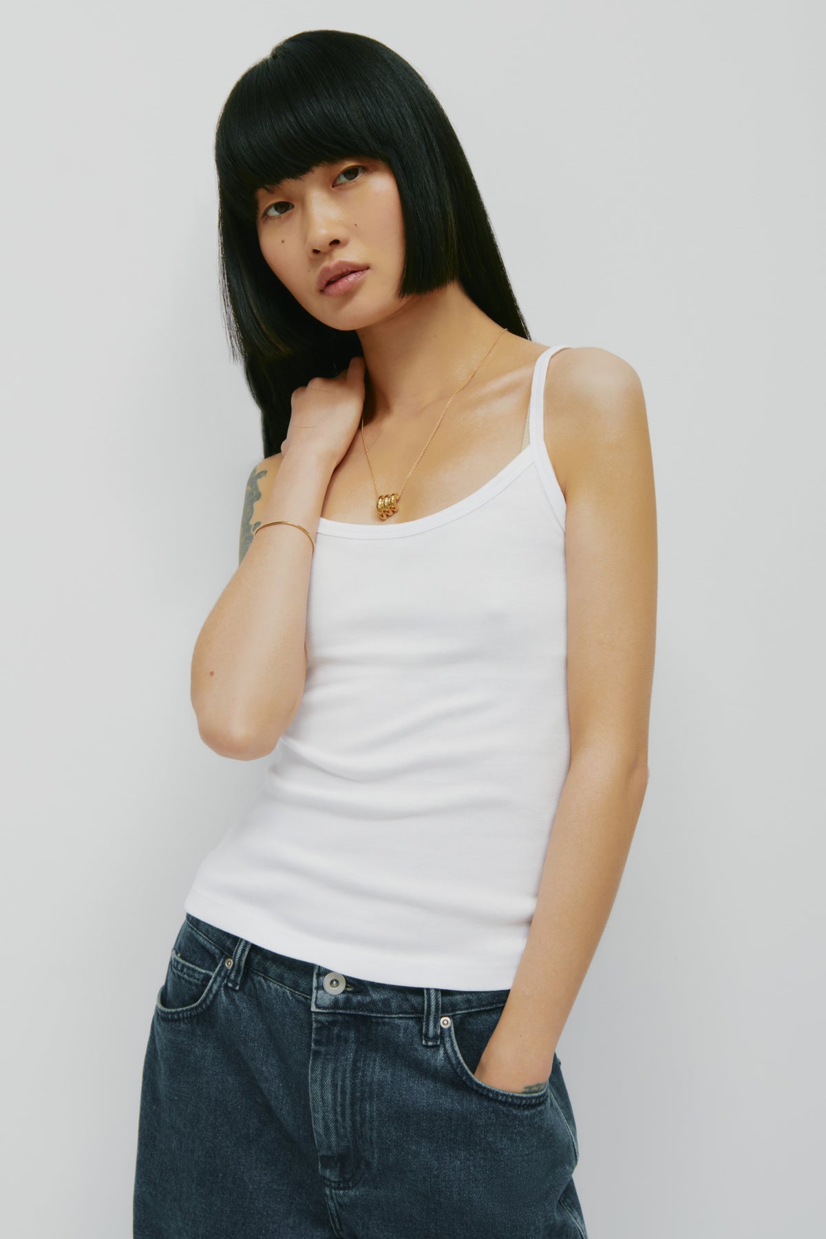 Model is 5’9” and is wearing a size XS.