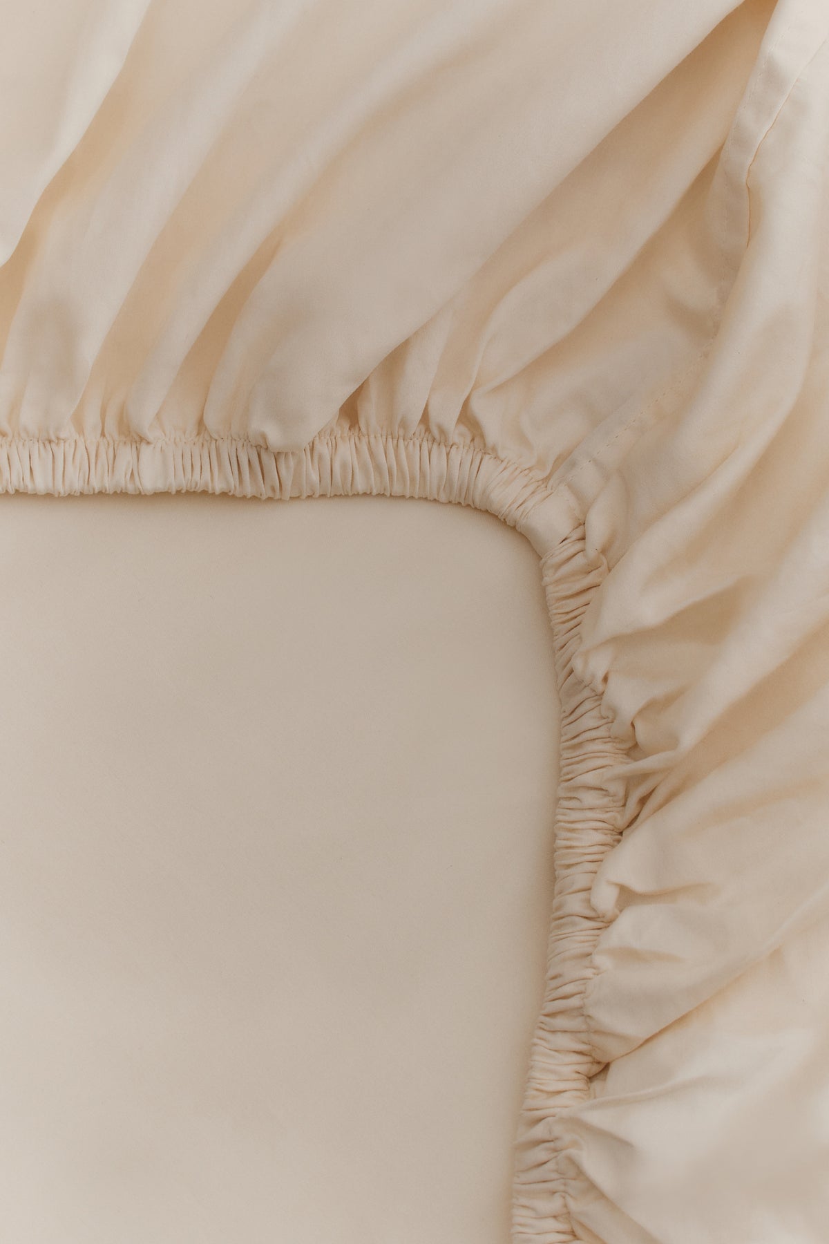 Ensemble drap-housse et taie d'oreiller en naturel