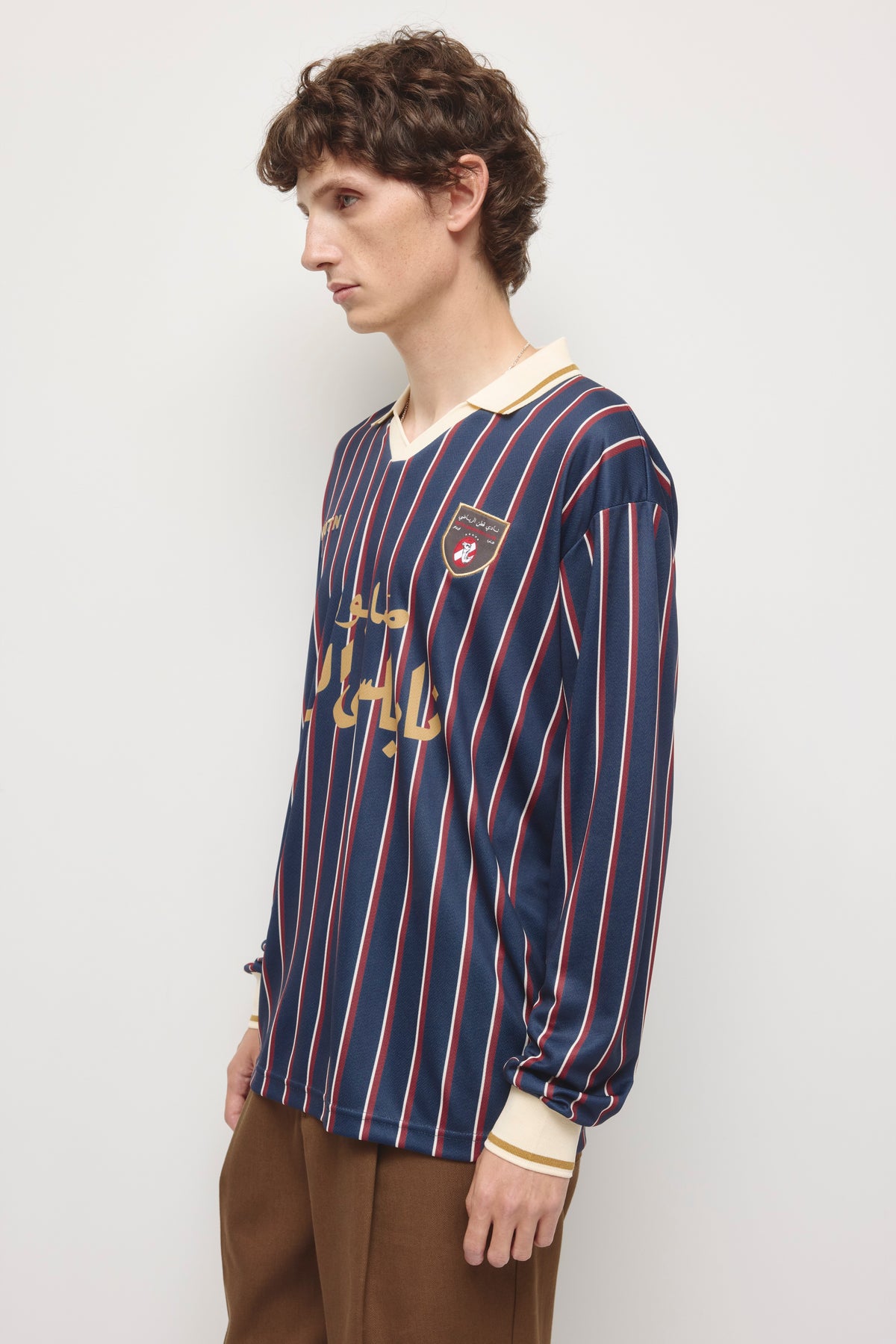 Maillot de football à manches longues Kotn en océan profond/Carmin/Bouleau