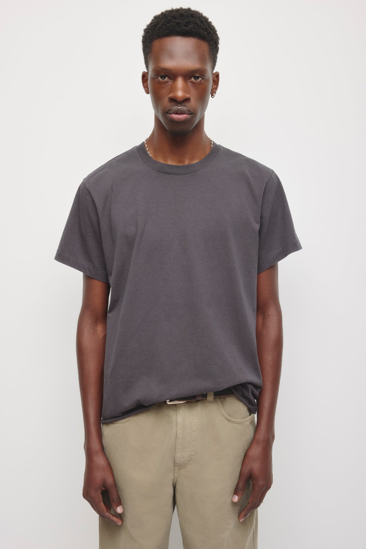 Model is 6'2 and is wearing size M.