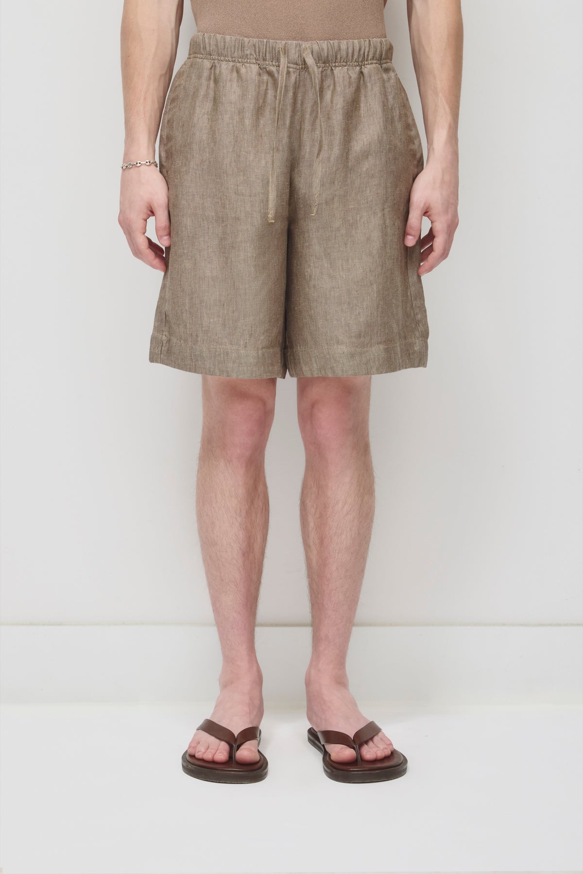 Short en lin Cairo pour homme en taupe