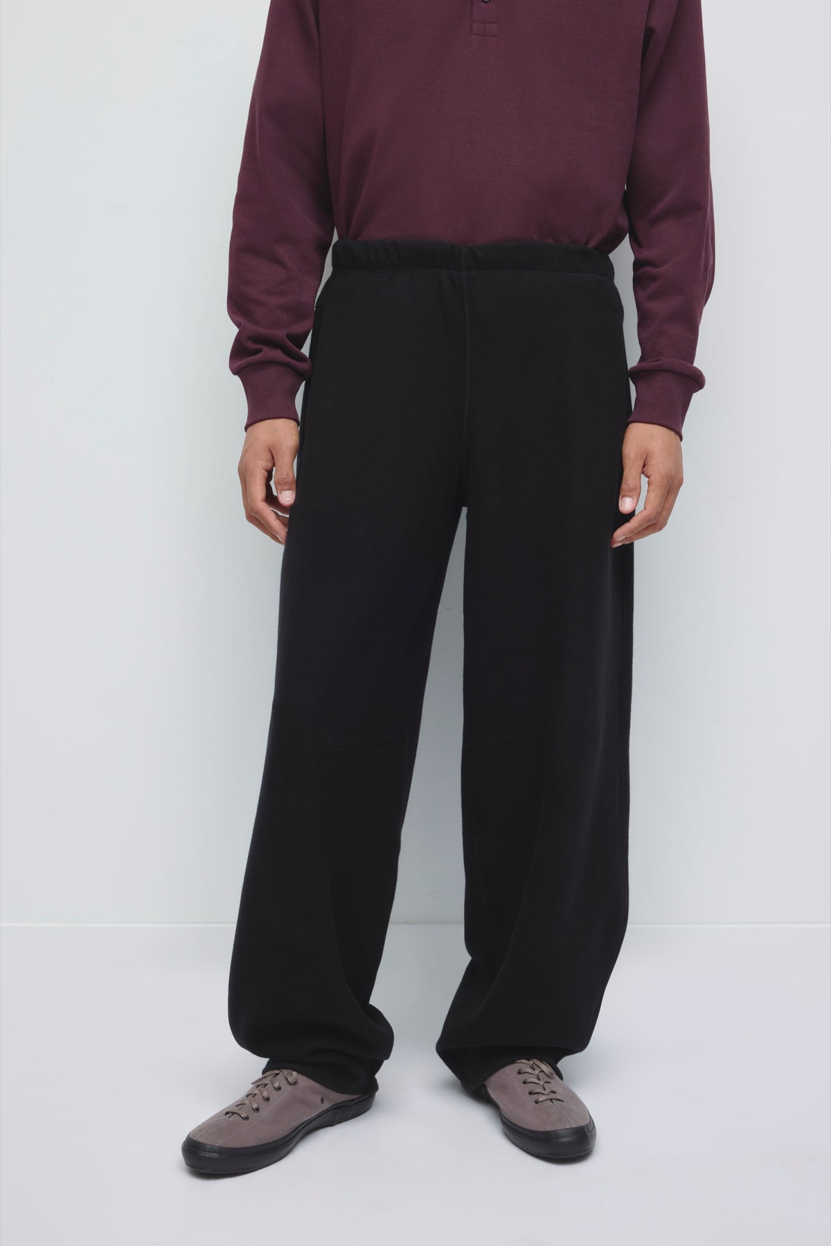 Pantalon douillet pour hommes en noir