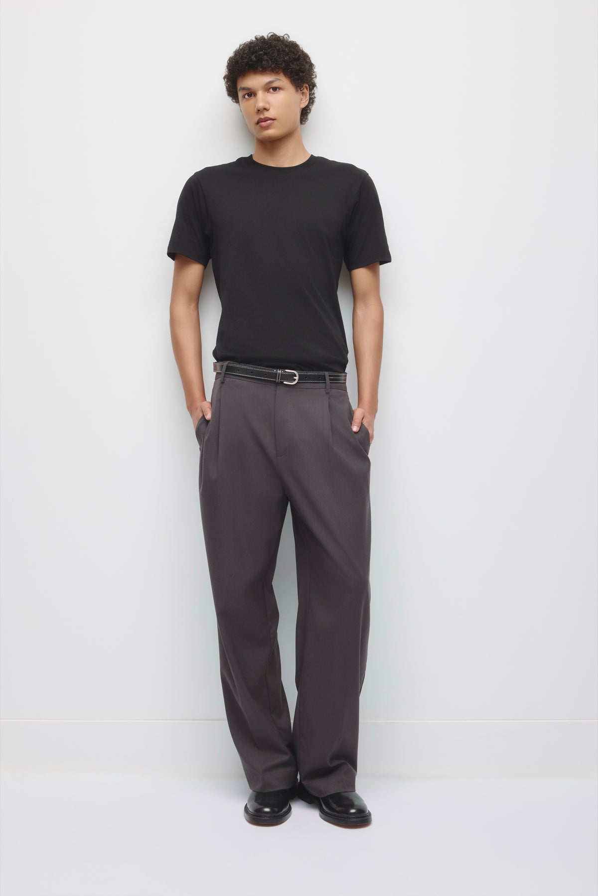 Men's Essential Crew in Black