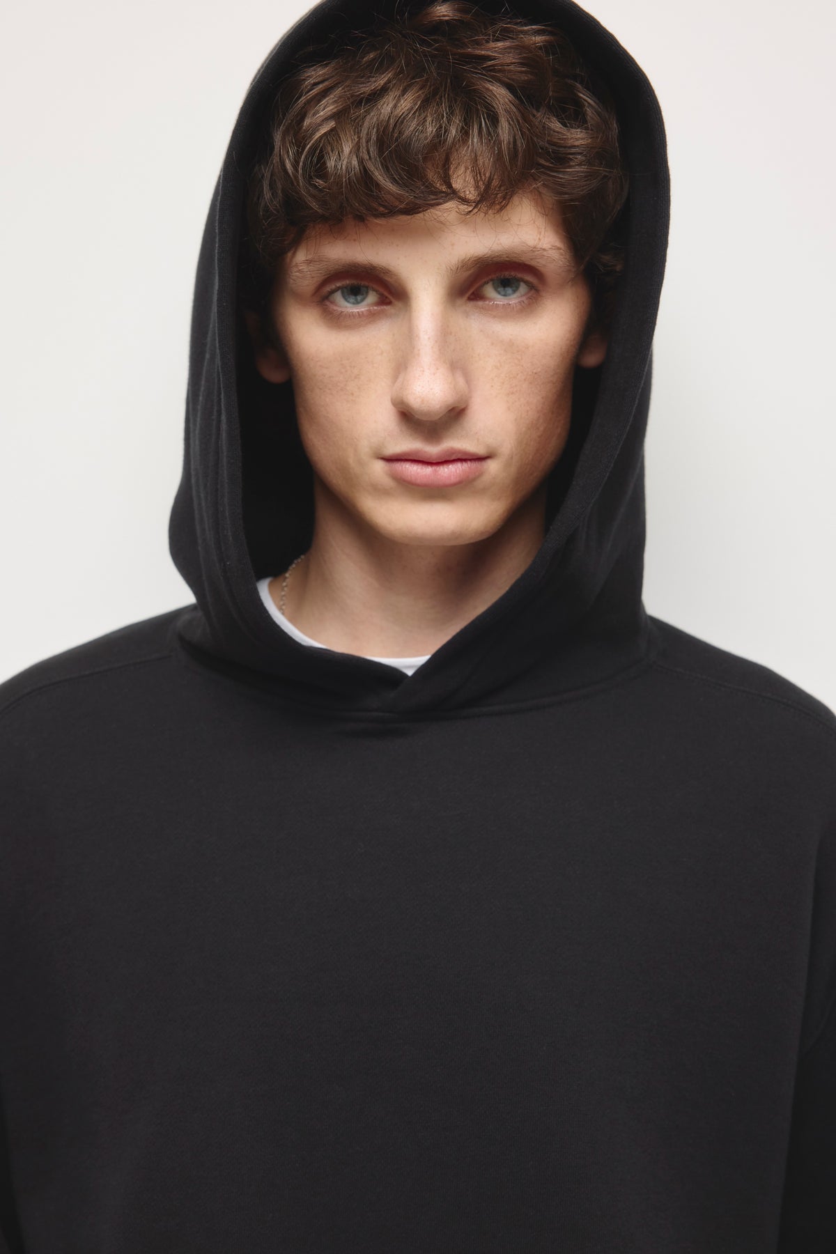 Men's Essential Hoodie in Black