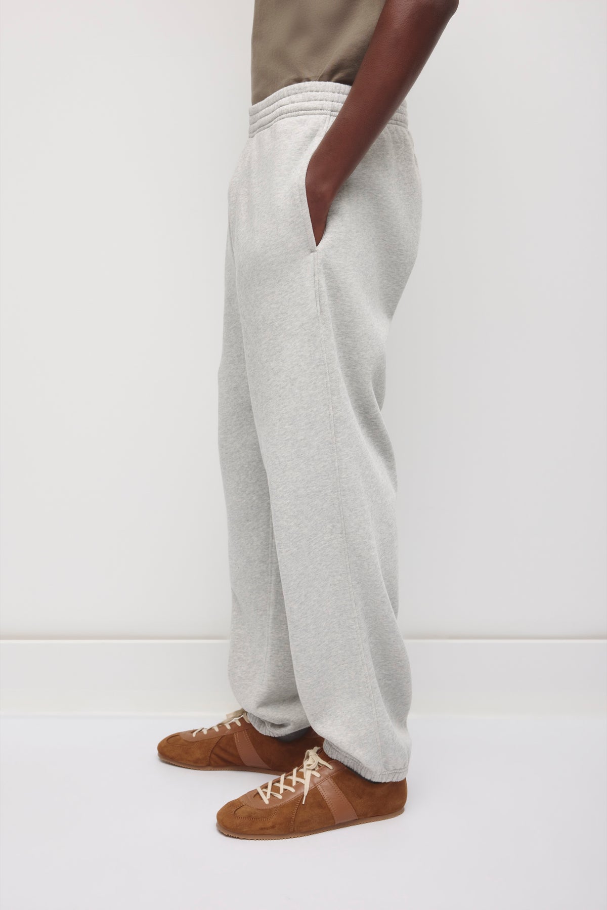 Pantalon de survêtement essentiel pour hommes en gris chiné