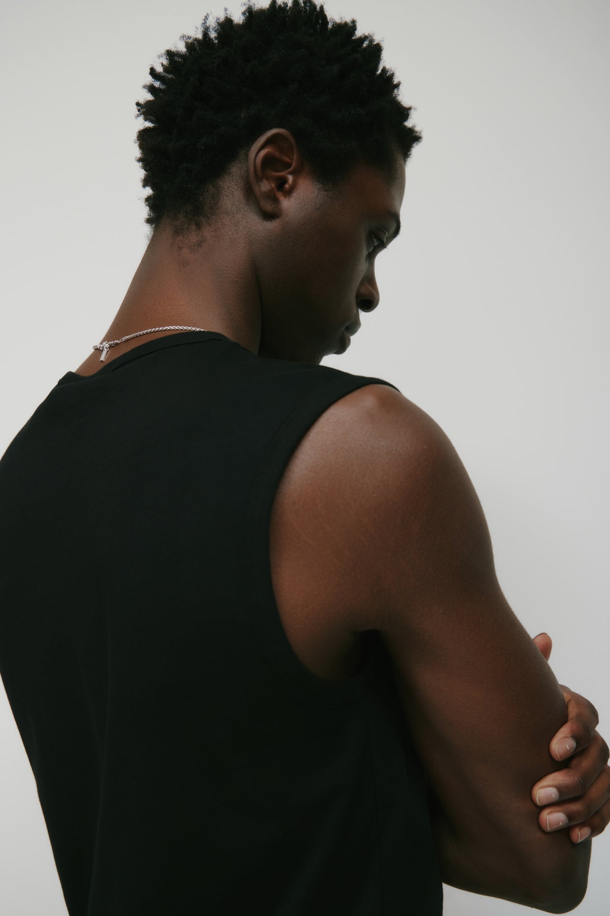 Débardeur ajusté pour homme en noir