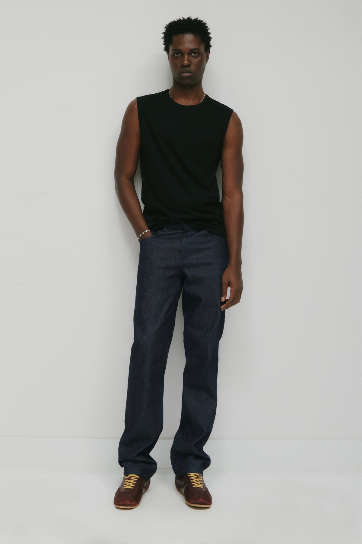 Débardeur ajusté pour homme en noir