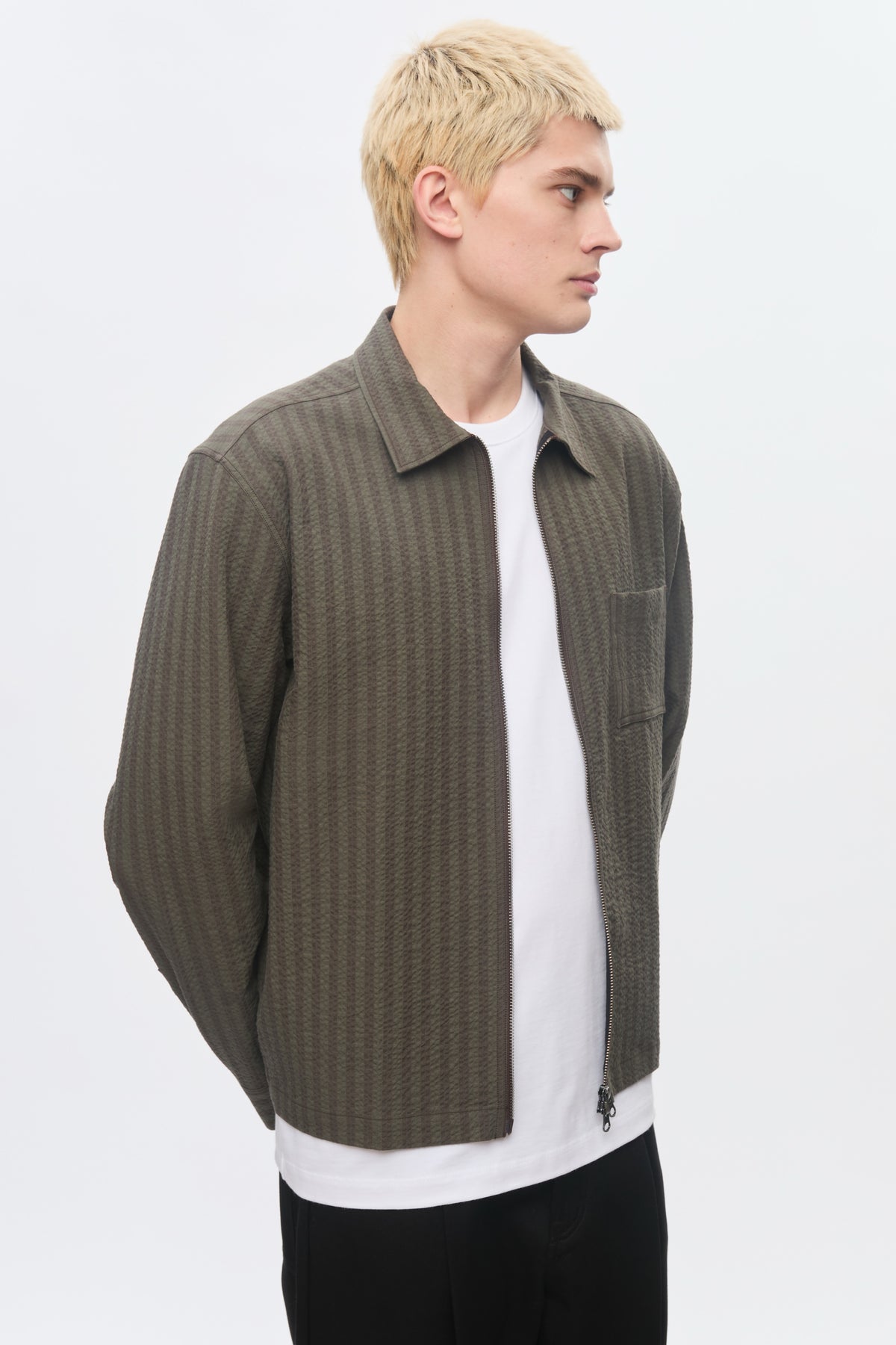 Chemise à fermeture éclair intégrale pour homme en brown/Olive