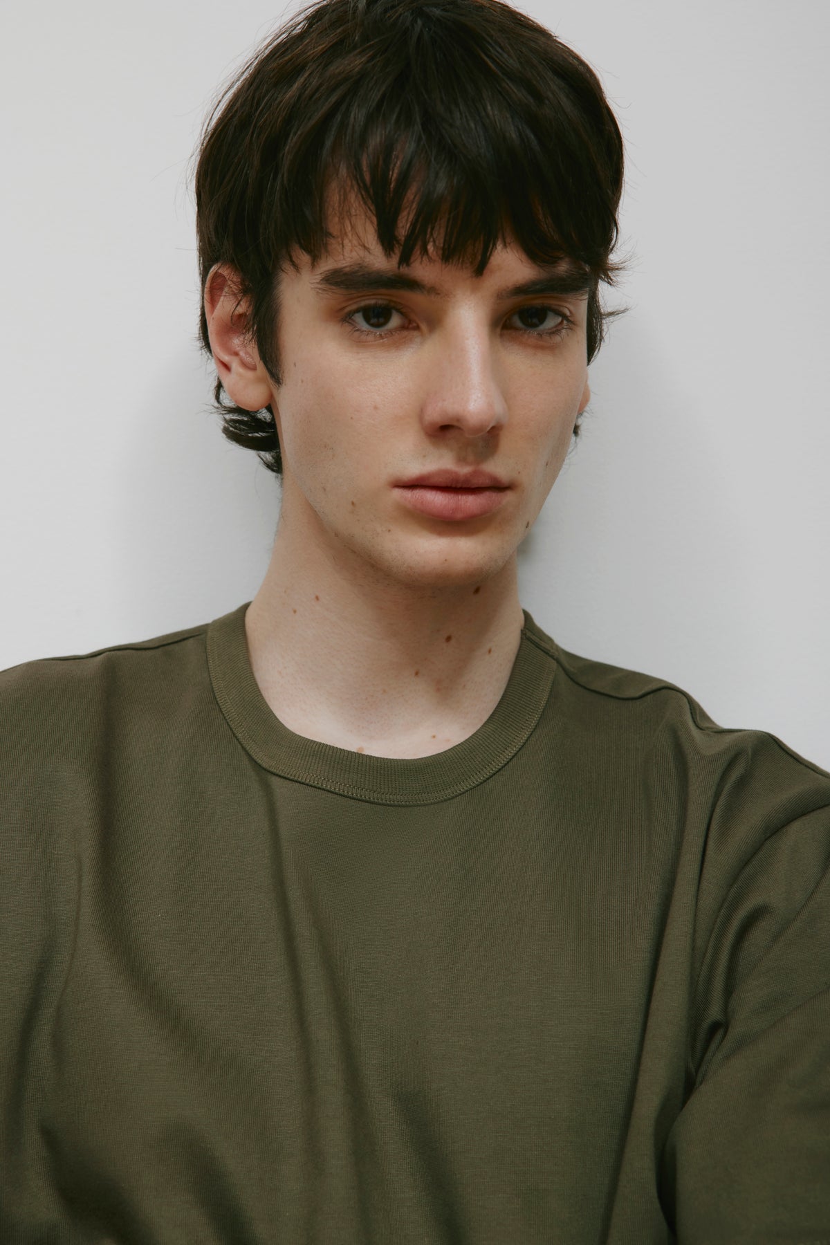 T-shirt à col rond pour homme en olive