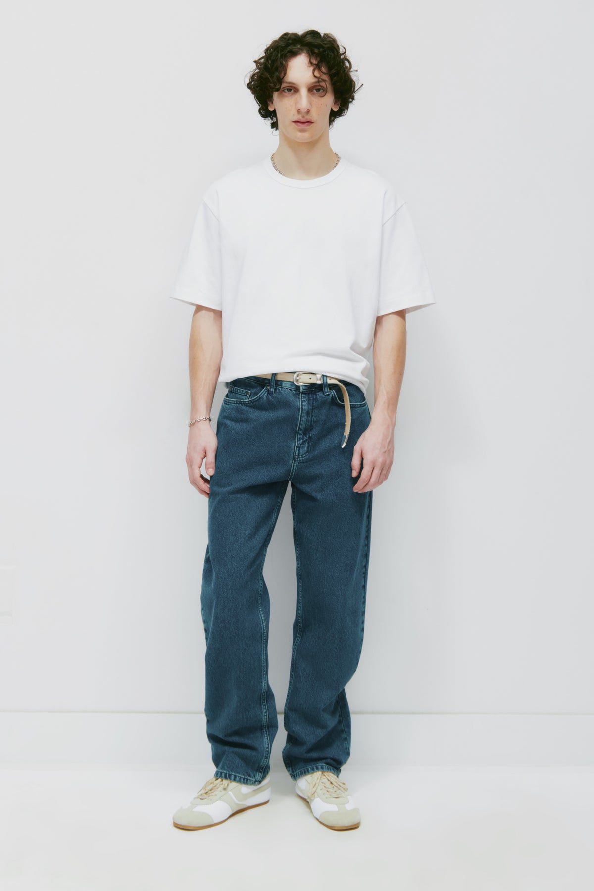 Pull épais Box Crew pour hommes en blanc