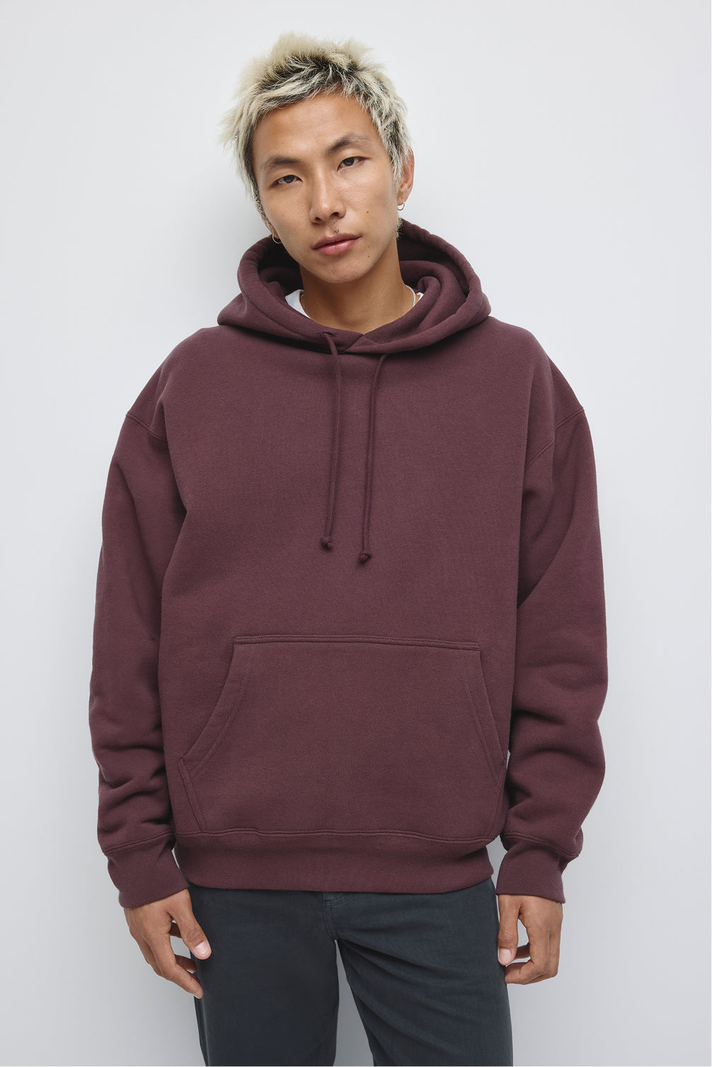 Model is 6’0” and is wearing a size M.