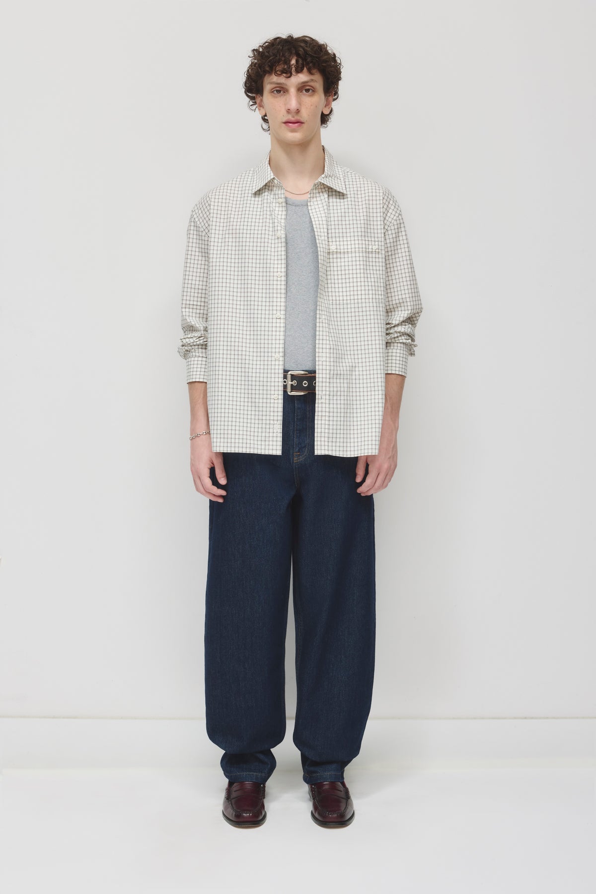 Model 6'0.5" and is wearing a size 30.