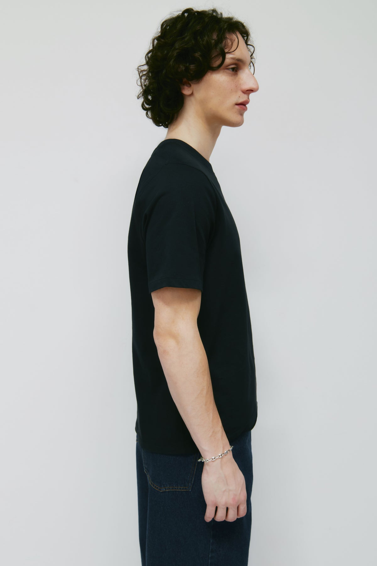 T-shirt d'épaisseur moyenne pour hommes en noir