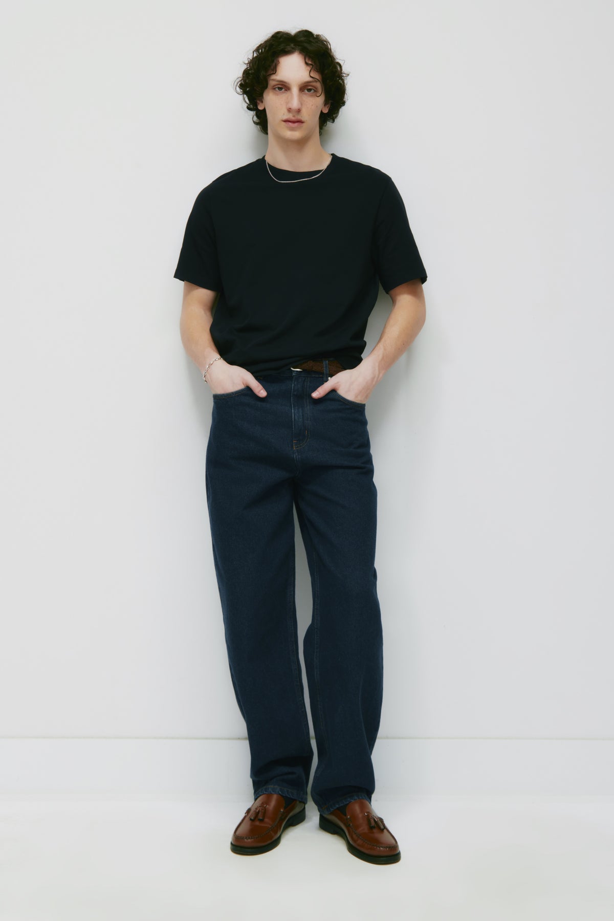 T-shirt d'épaisseur moyenne pour hommes en noir