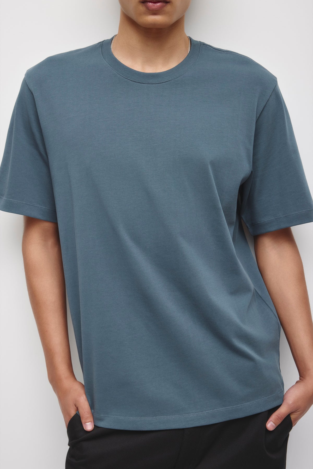 T-shirt d'épaisseur moyenne pour hommes en dark Slate