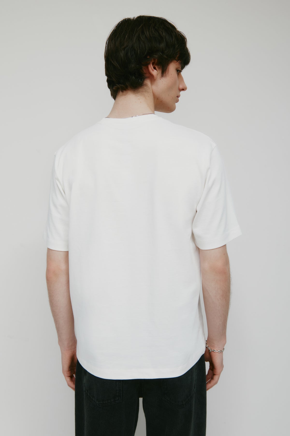 T-shirt d'épaisseur moyenne pour hommes en blanc
