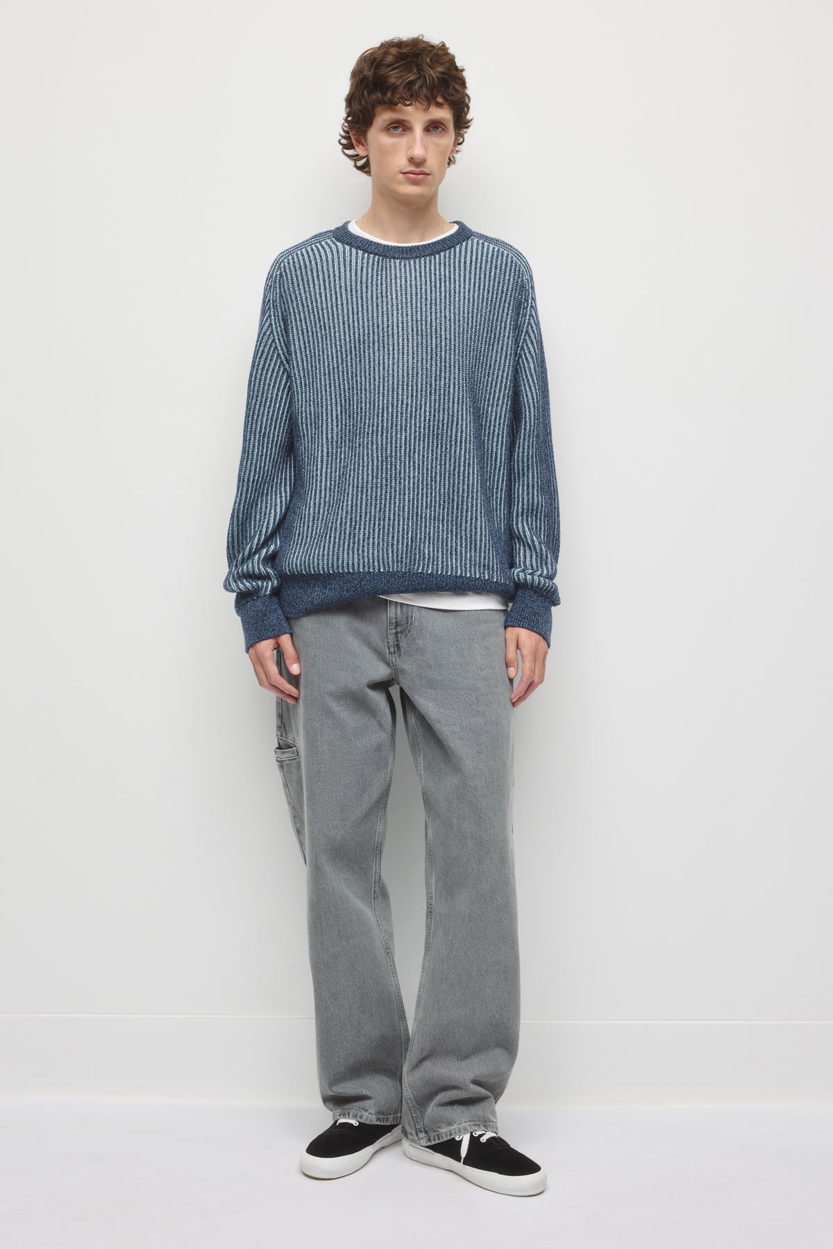 Pull à col rond côtelé pour homme en marine nuit/Ciel d'hiver