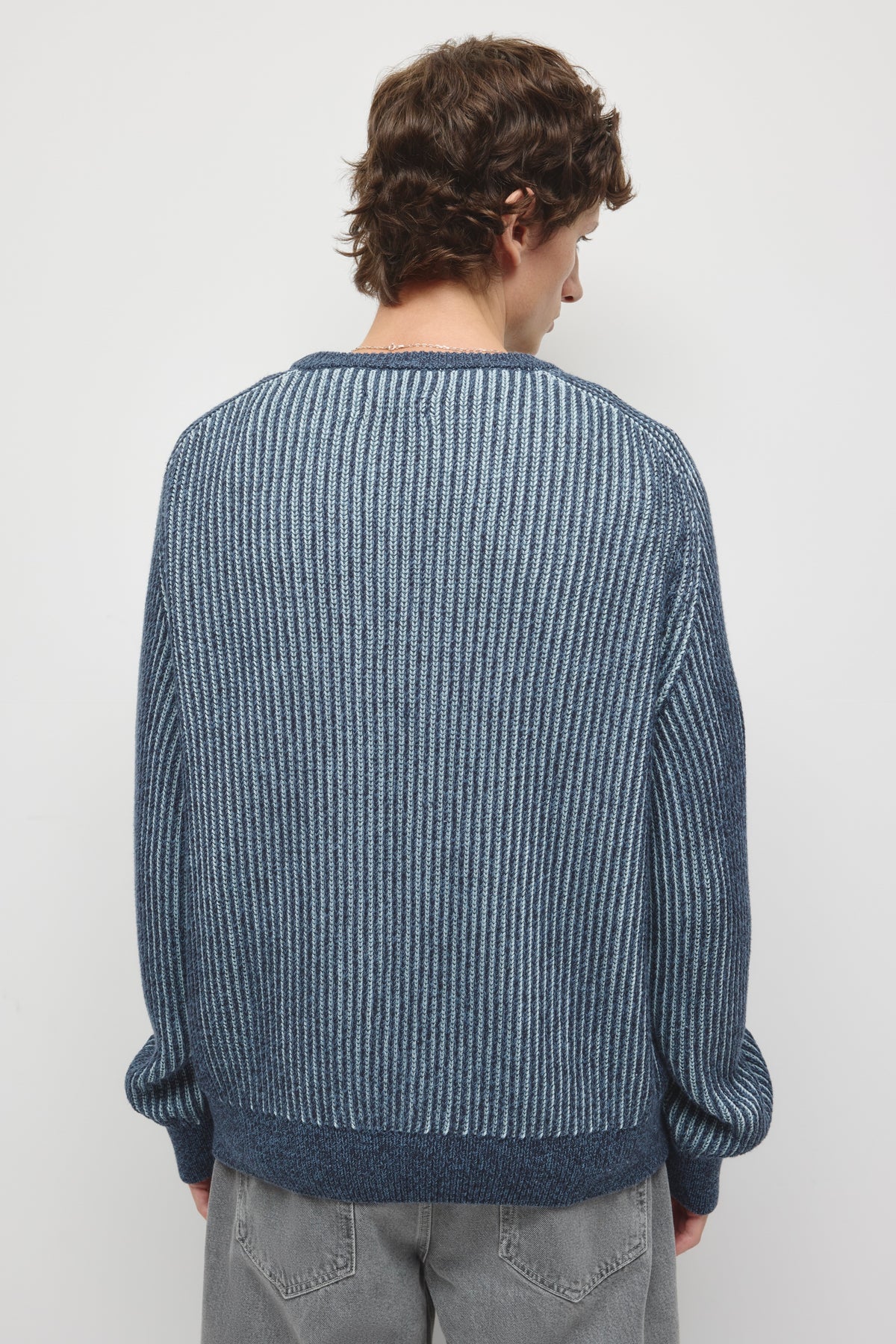 Pull à col rond côtelé pour homme en marine nuit/Ciel d'hiver