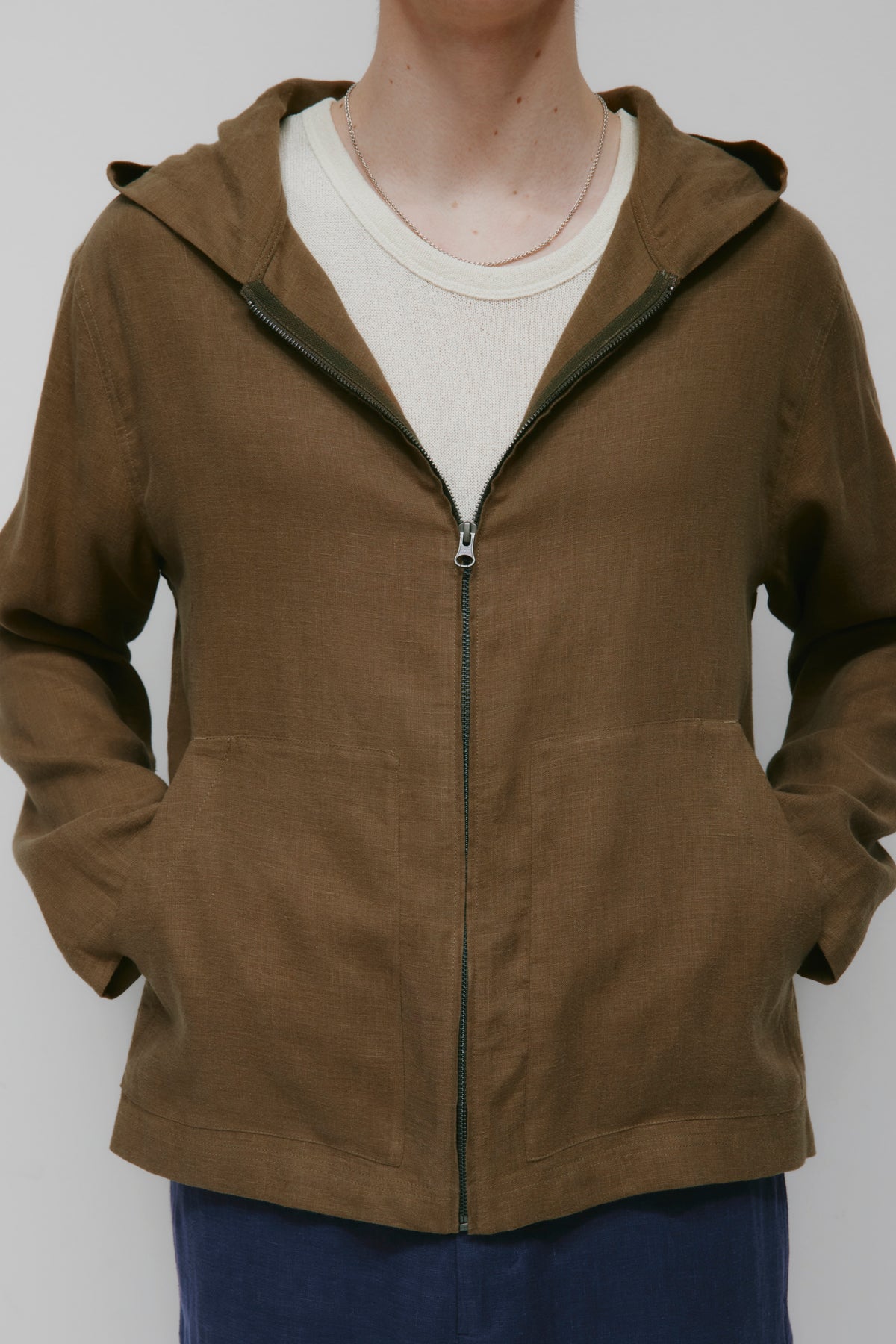 Men's Sila Linen Hoodie in Teak