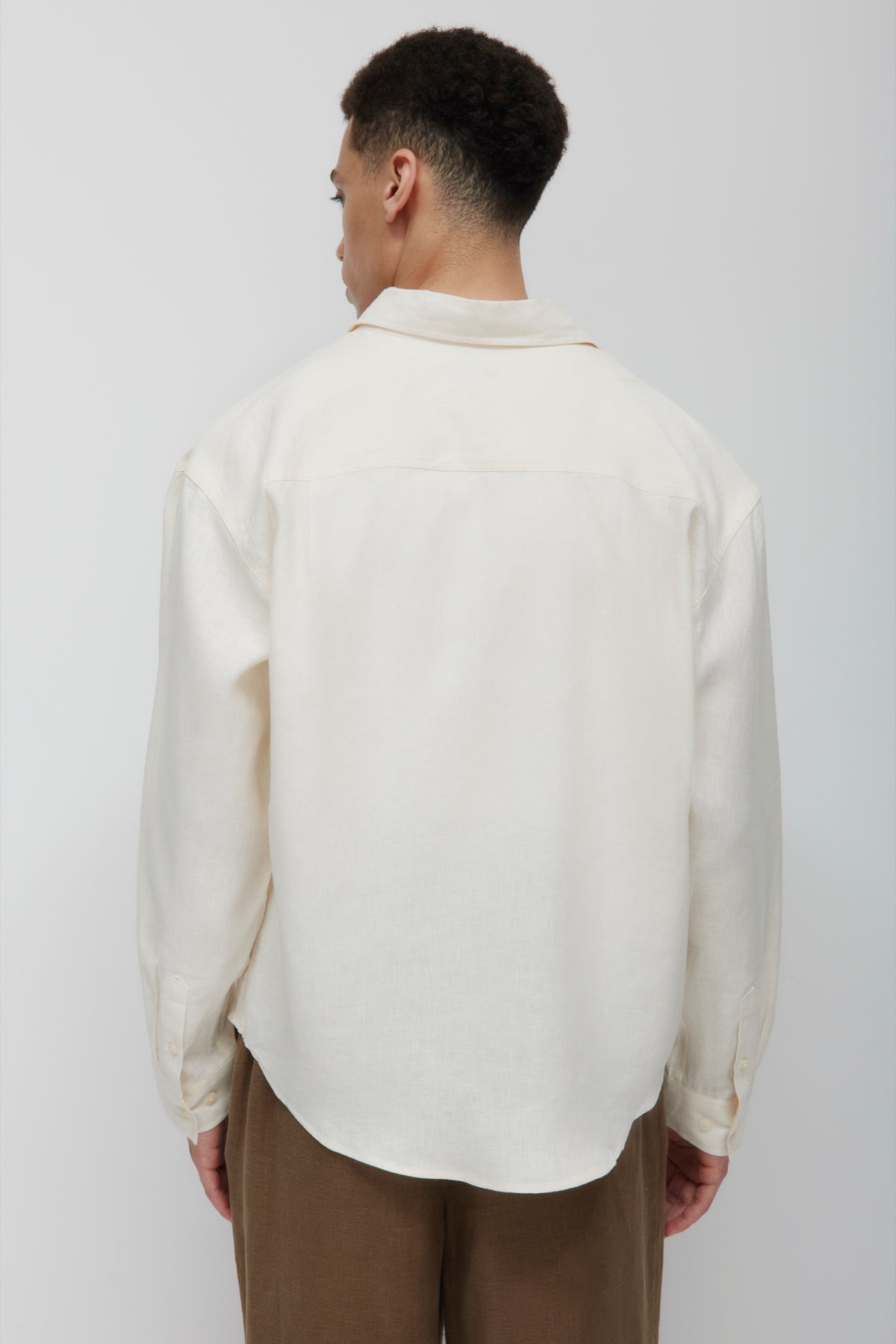 Chemise en lin Sila pour homme en naturel