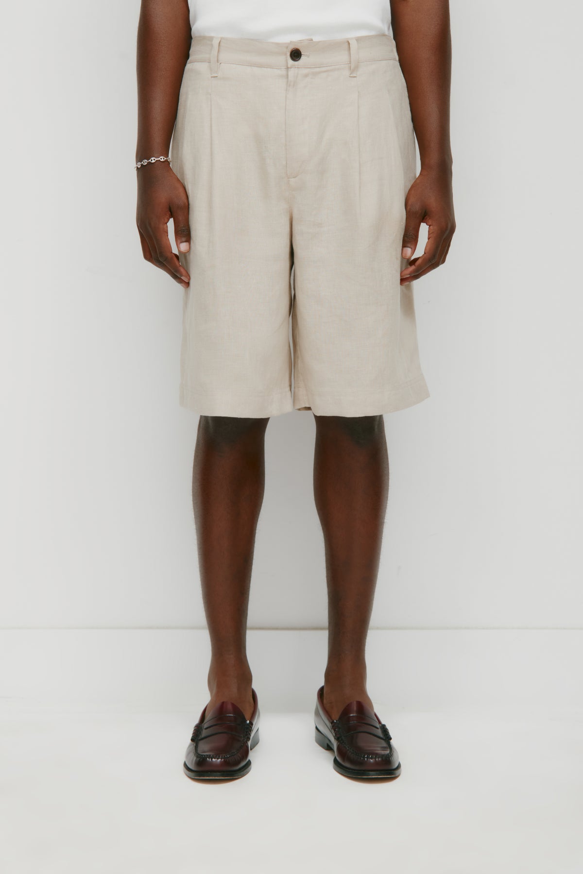 Men's Sila Linen Short in Stone