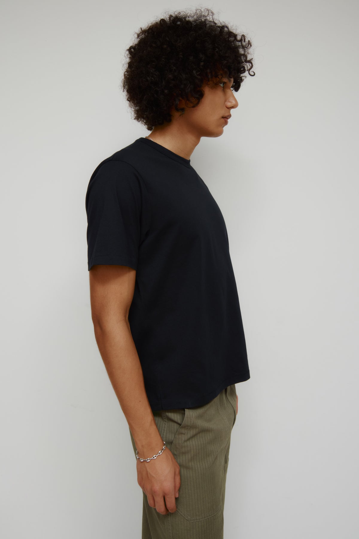 T-shirt à col rond ultra-fin pour homme en noir