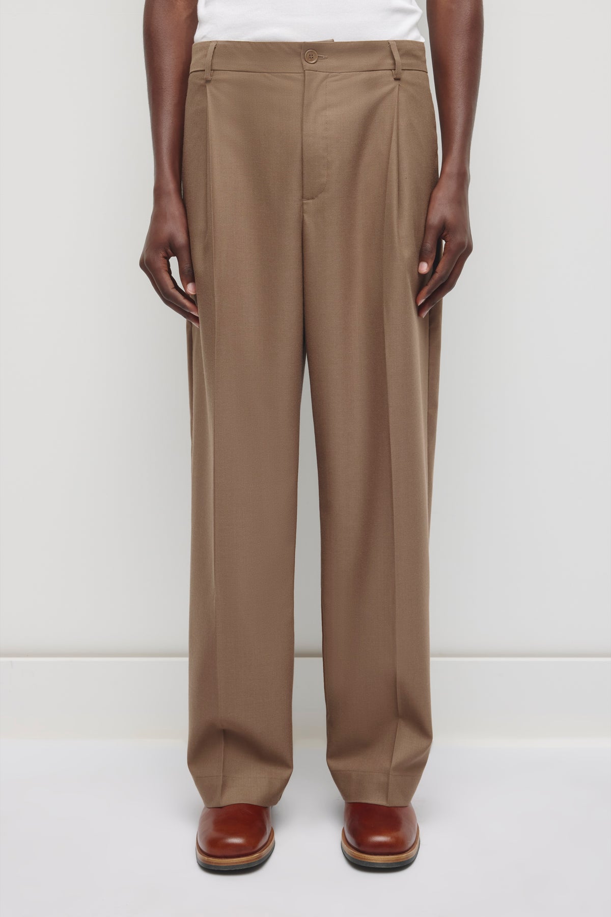Men's Taym Trouser in Taupe