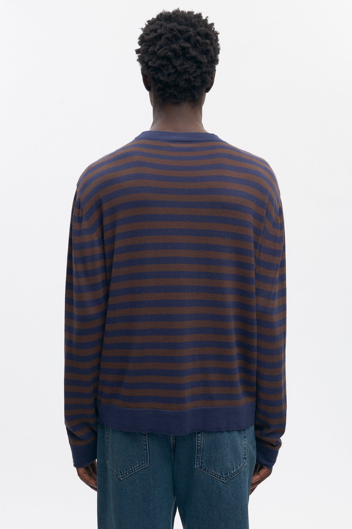 Pull à col rond léger pour homme en coffee Bean/Midnight Stripe