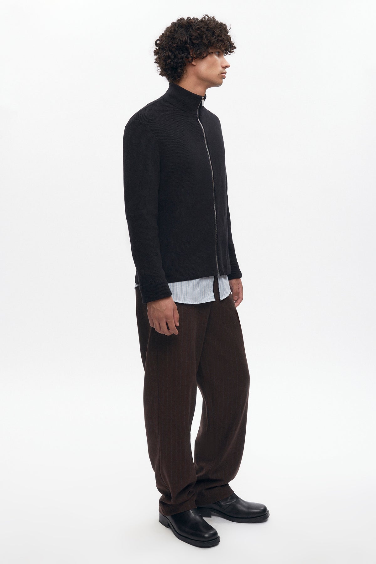 Pull léger à fermeture éclair pour homme en noir
