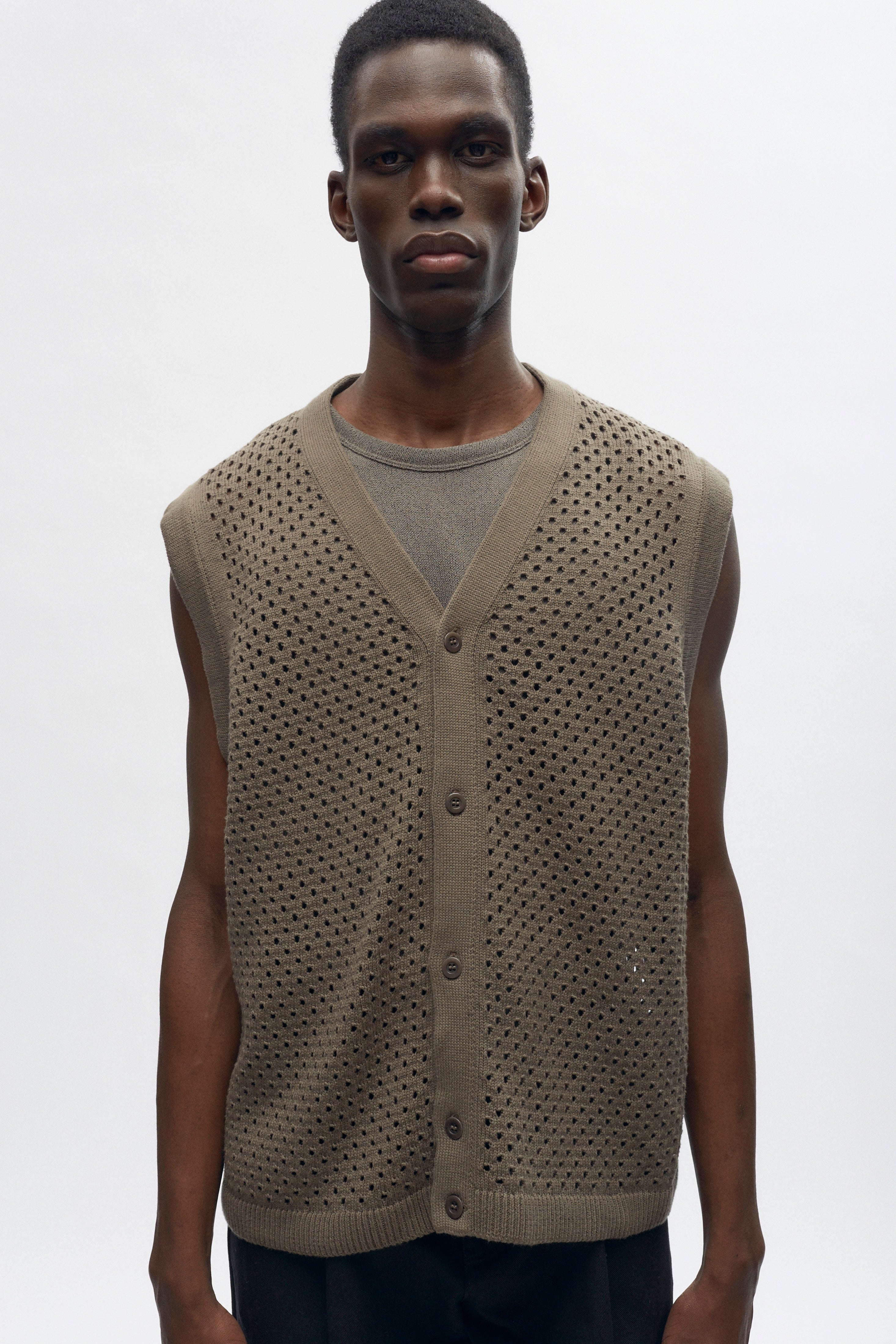 Gilet Mina en taupe foncé