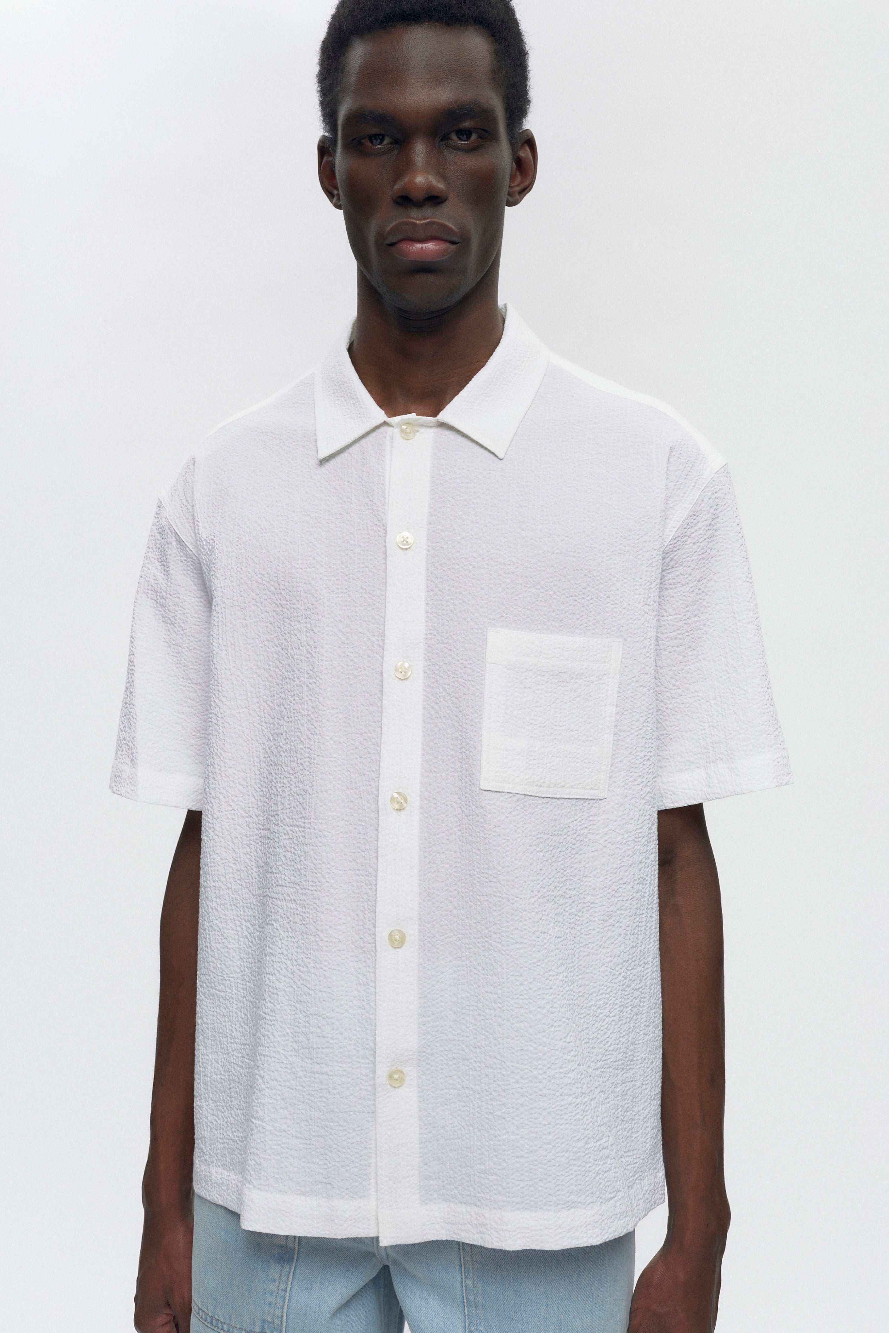 Chemise Seersucker pour hommes en blanc