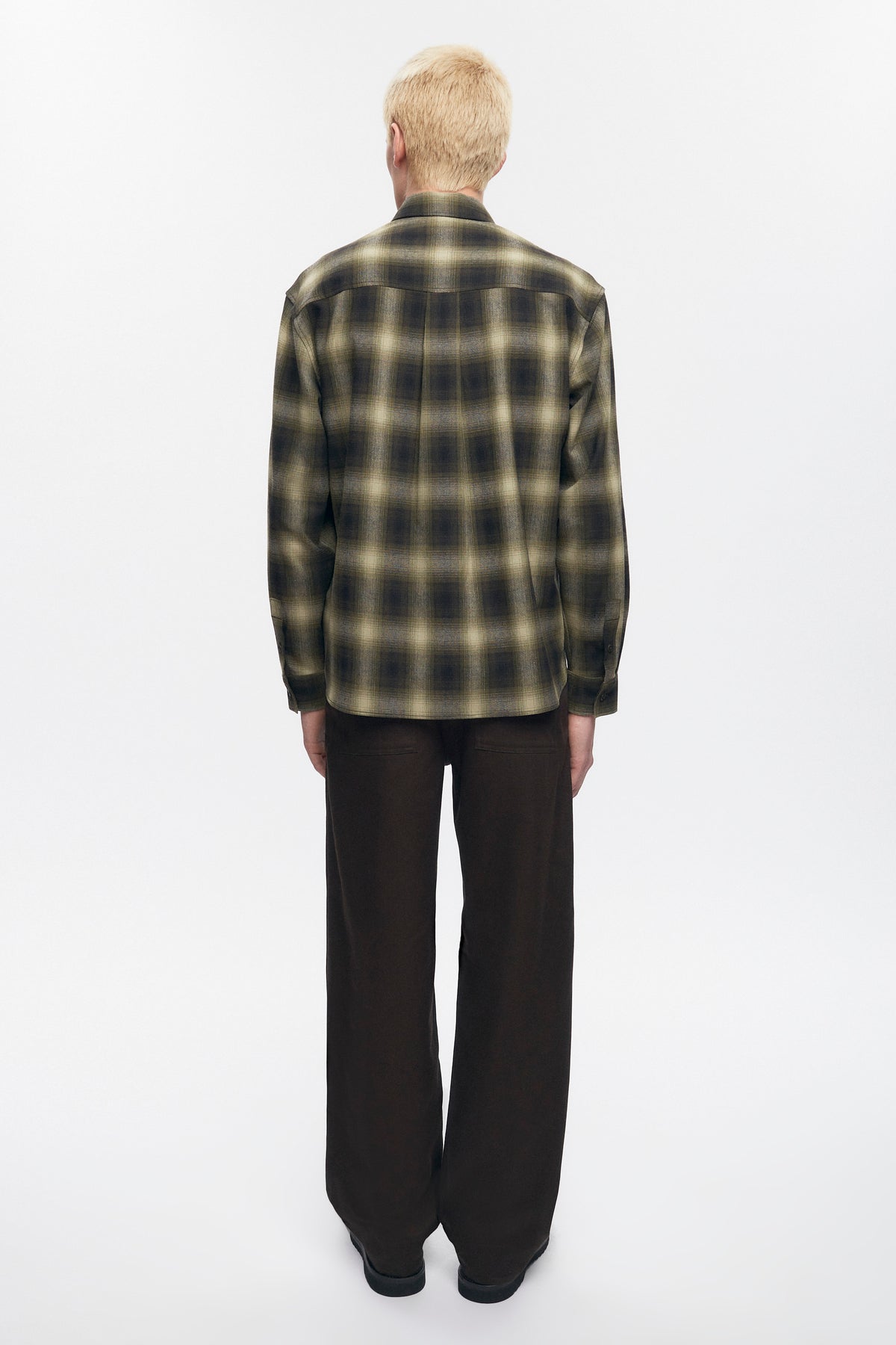 Chemise en flanelle de laine pour homme en carreaux olive