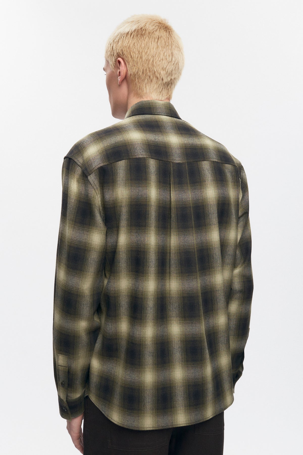 Chemise en flanelle de laine pour homme en carreaux olive