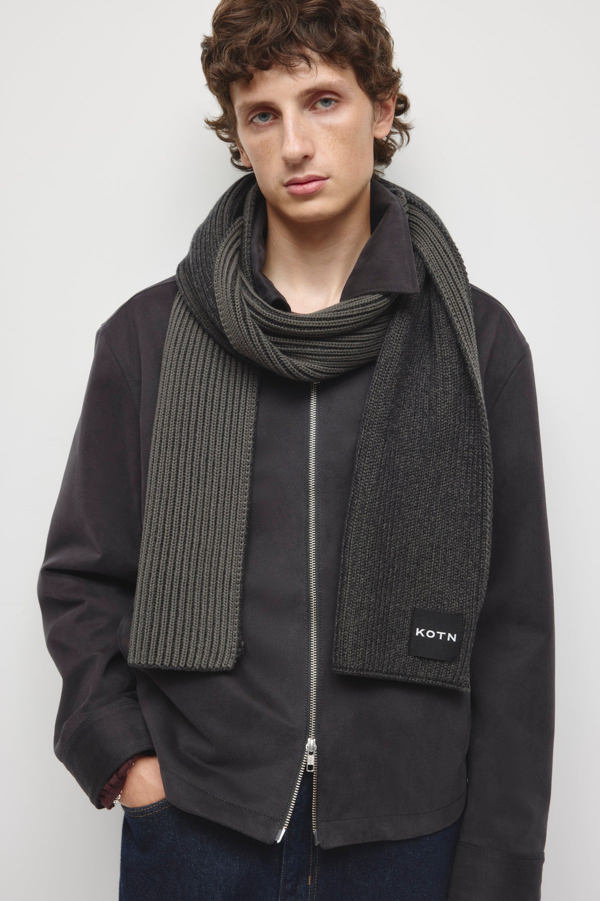 Plaited Rib Scarf in Black Melange/Charcoal