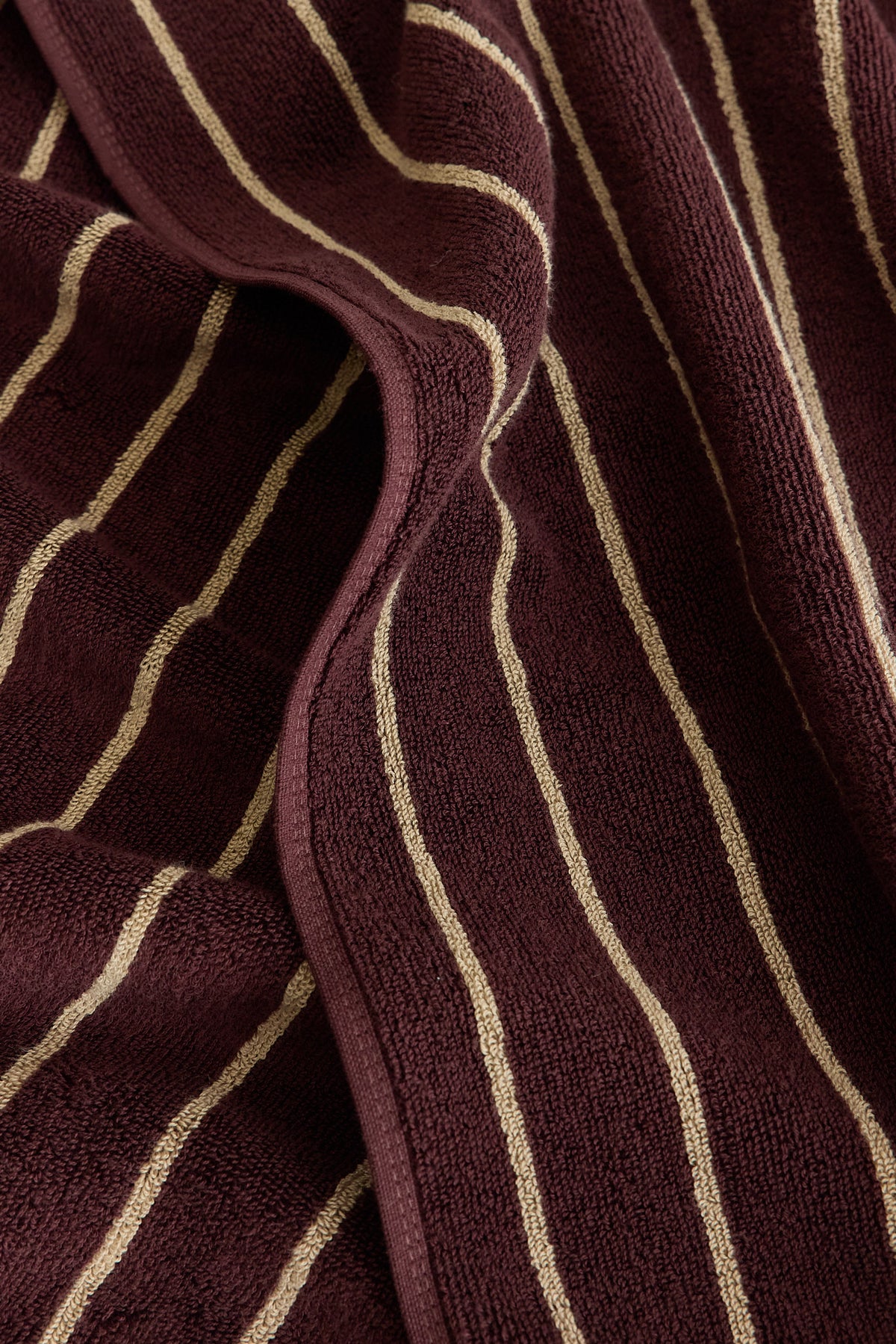 Egyptian Cotton Bath Sheet in Chocolate Plum/Cashmere