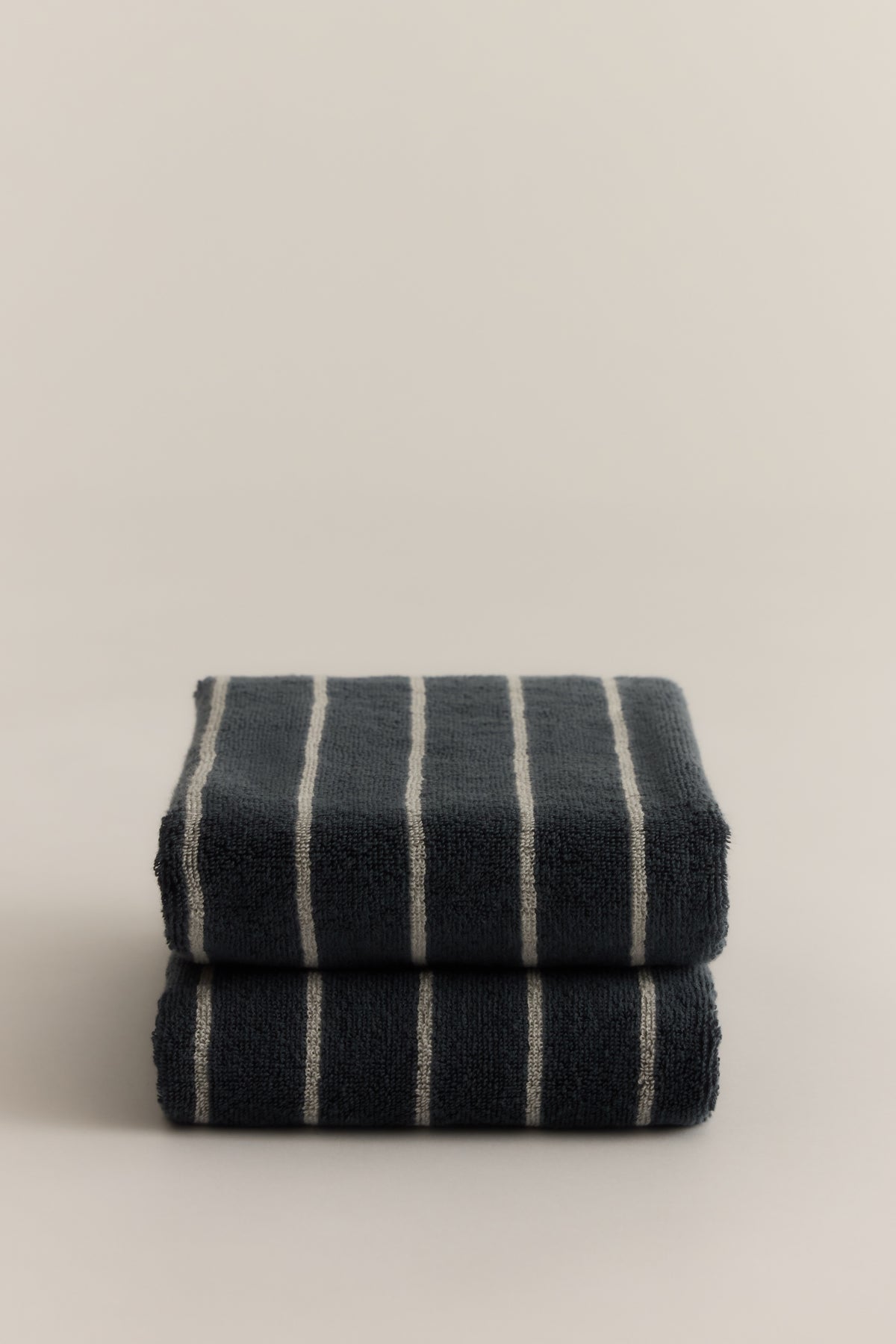 Egyptian Cotton Hand Towel (2 Pack) in Dark Slate/Aluminum