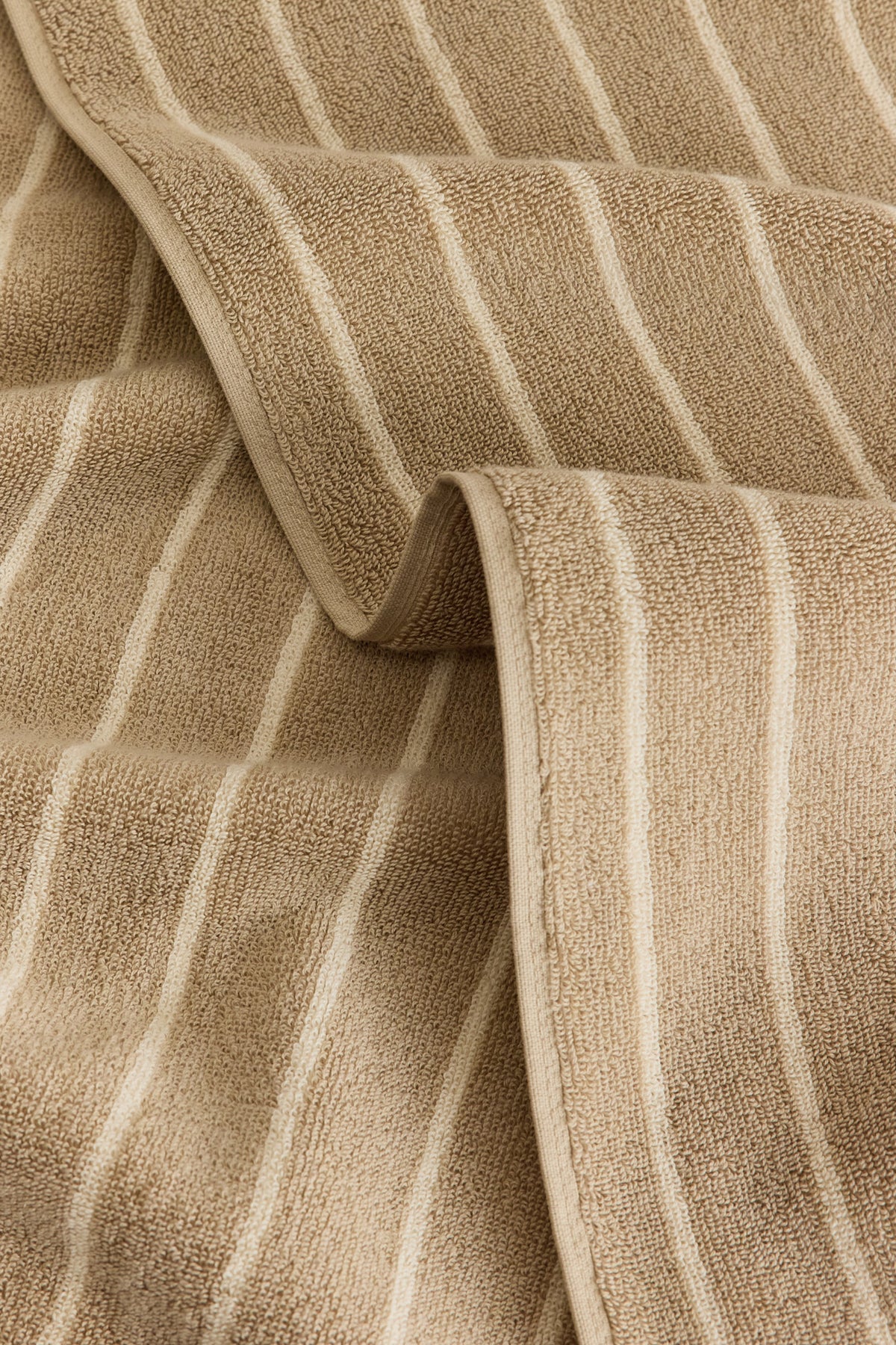 Egyptian Cotton Bath Sheet in Natural/Cashmere