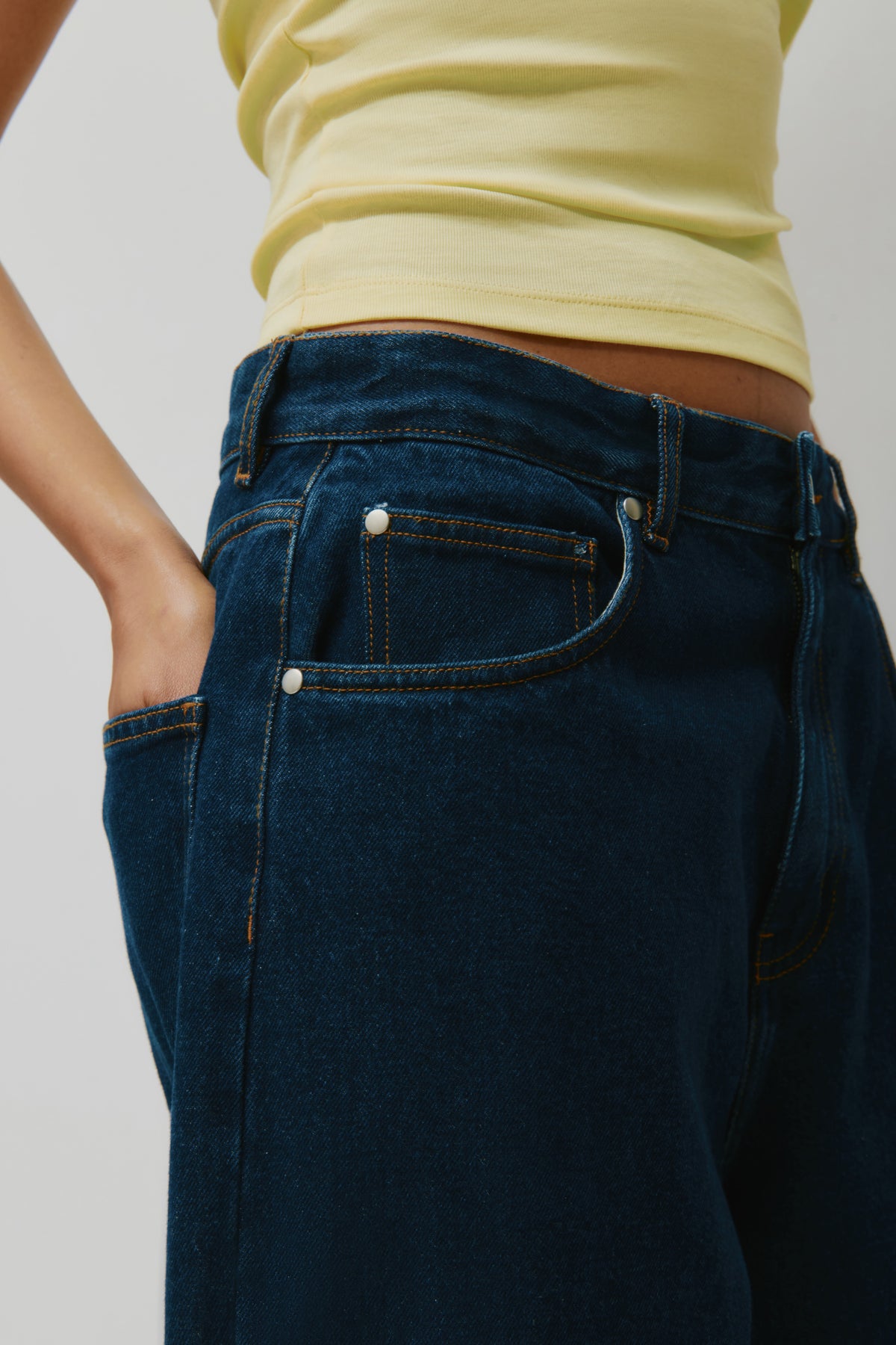 Jean Antifit en délavage foncé
