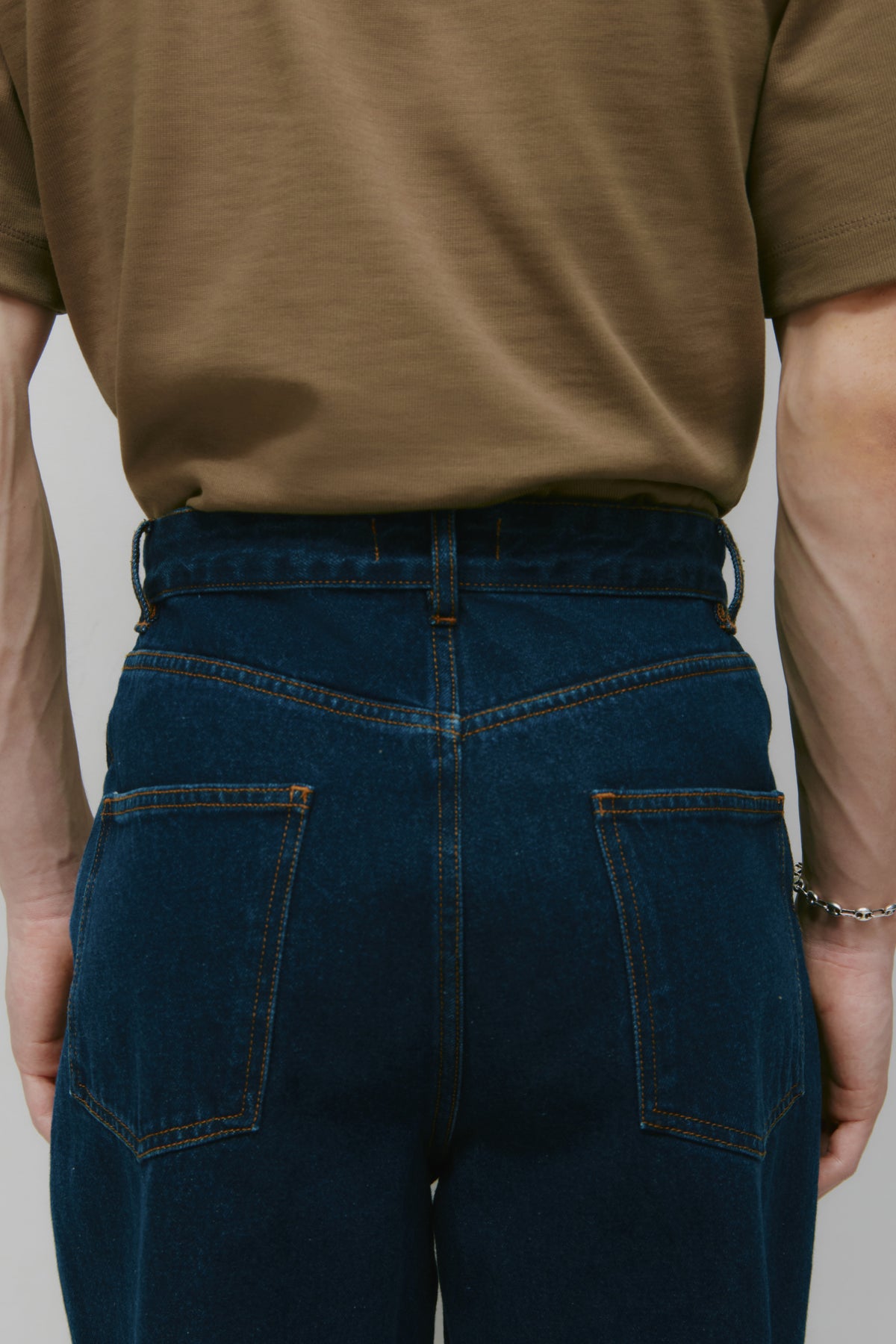 Jean Antifit en délavage foncé