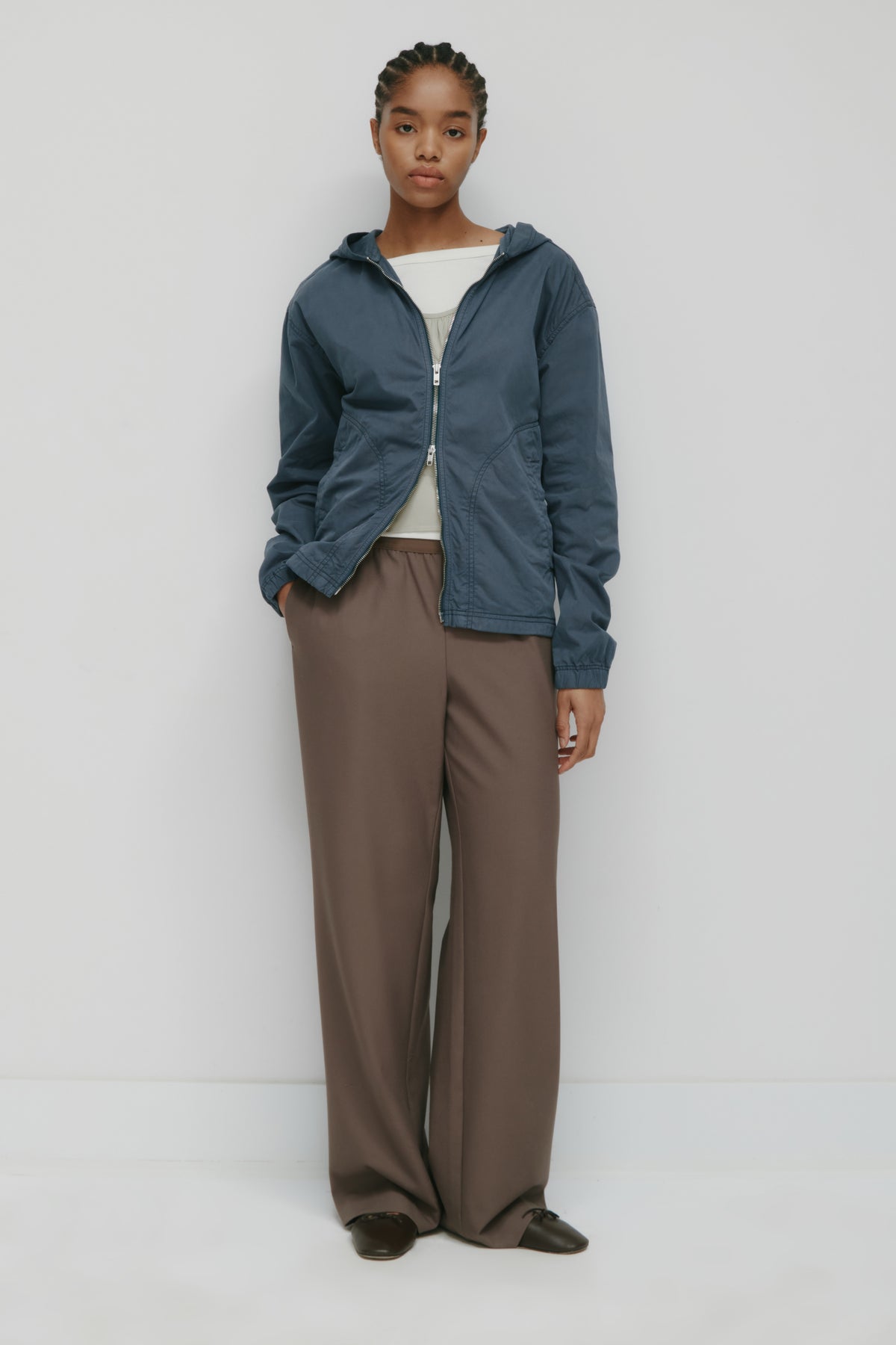 Model is 5’8” and is wearing a size XS.