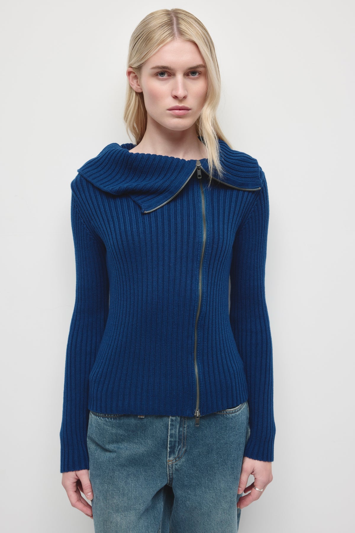 Model is 5’8” and is wearing a size XS.