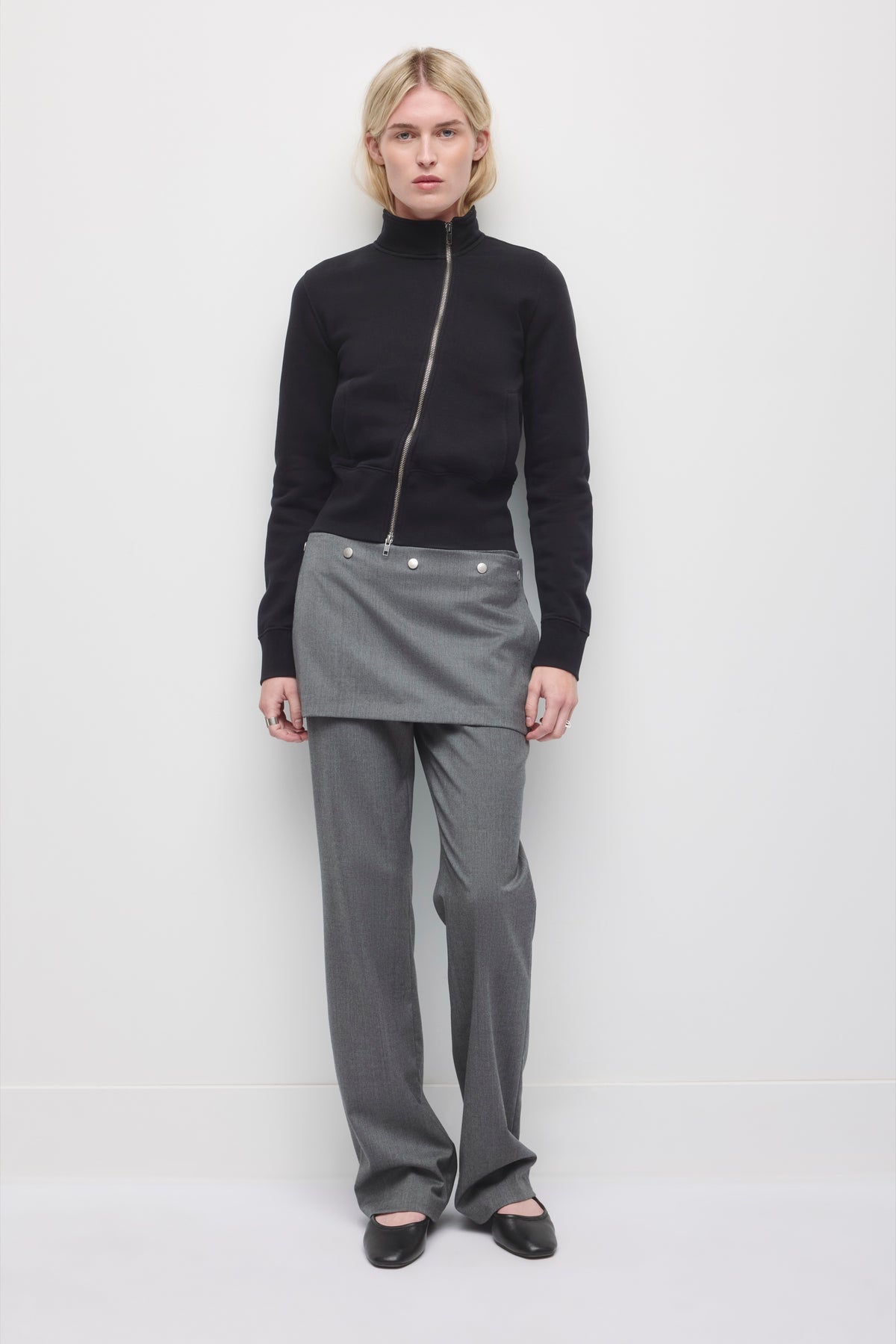 Veste-pull asymétrique pour femme en noir
