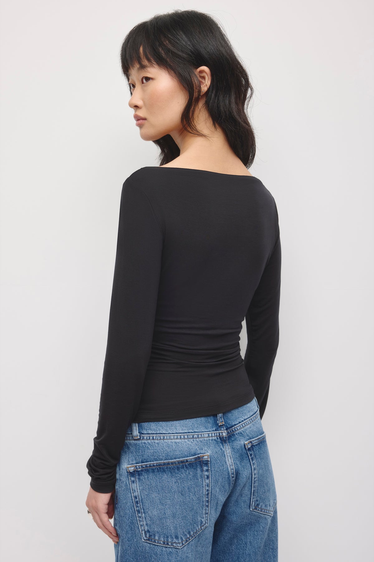 Haut à manches longues Basima pour femme en noir