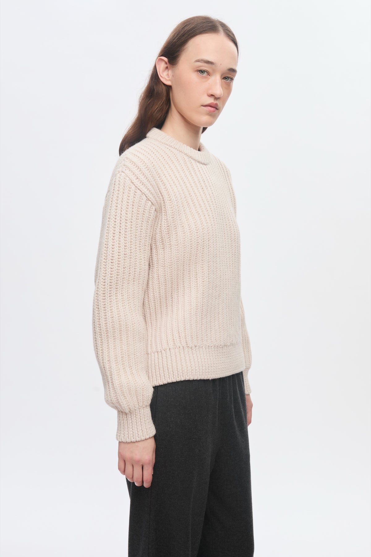 Pull à col rond en laine épaisse pour femme en naturel