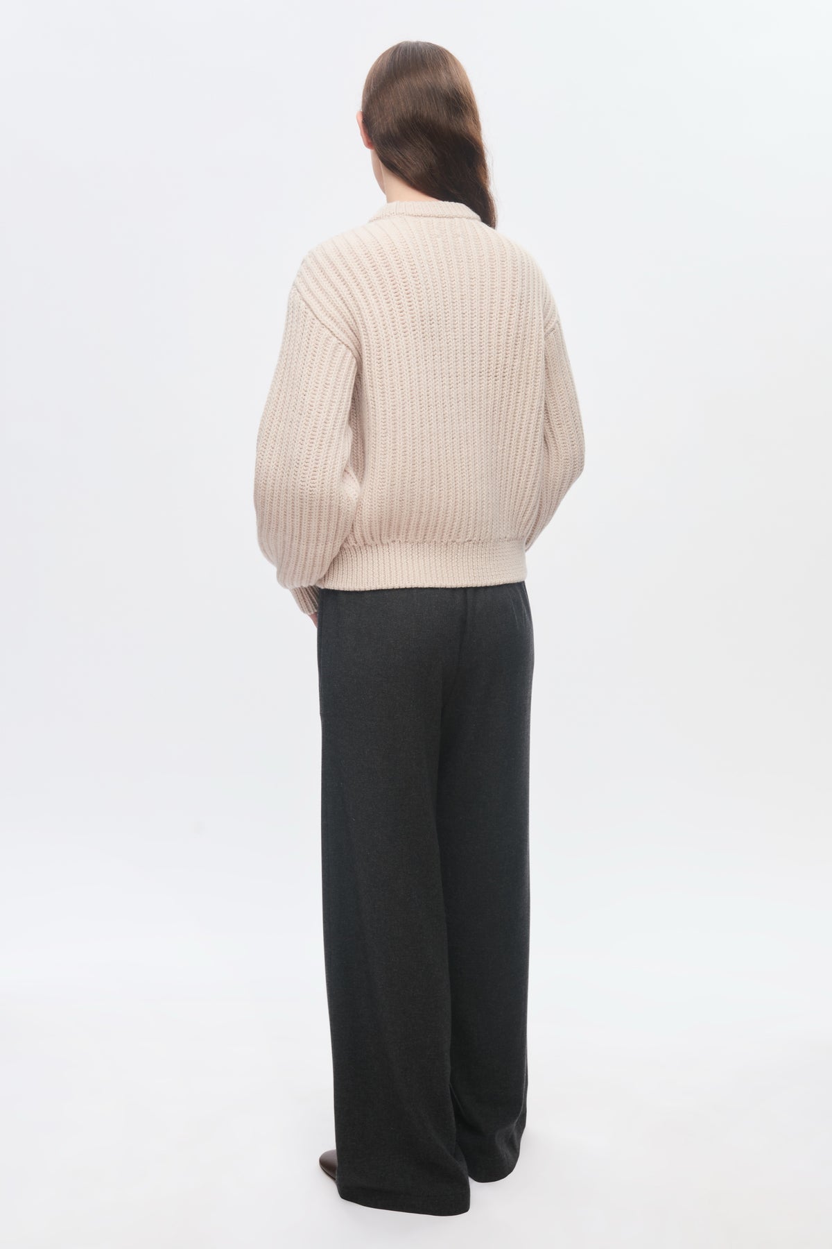 Pull à col rond en laine épaisse pour femme en naturel