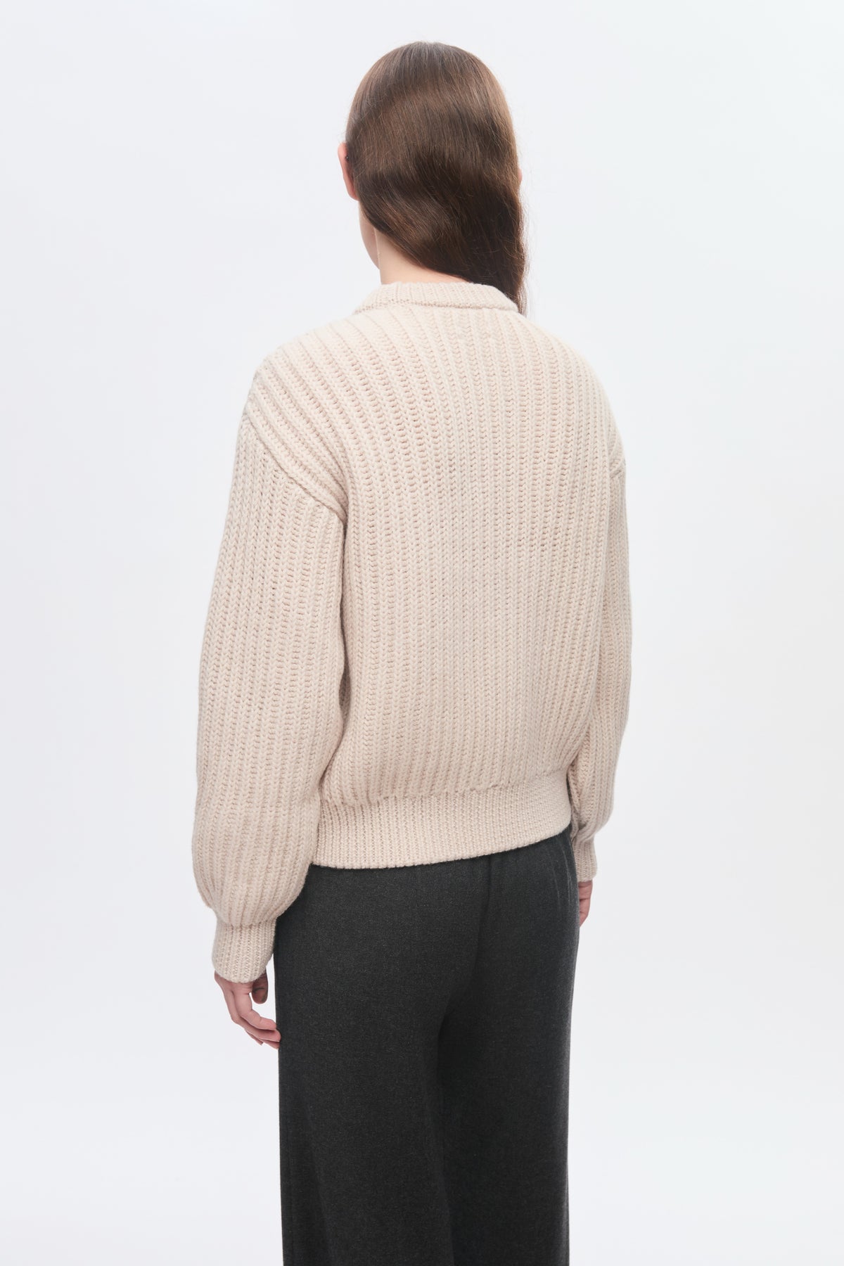 Pull à col rond en laine épaisse pour femme en naturel