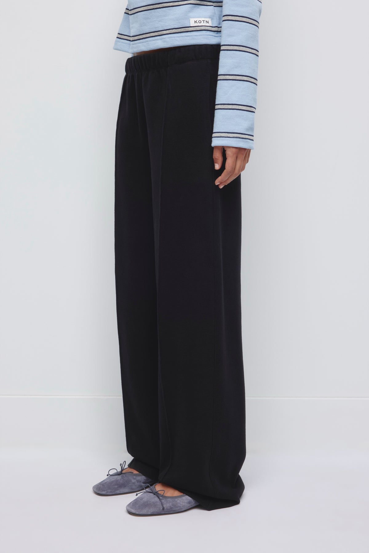 Pantalon de survêtement douillet pour femmes en noir